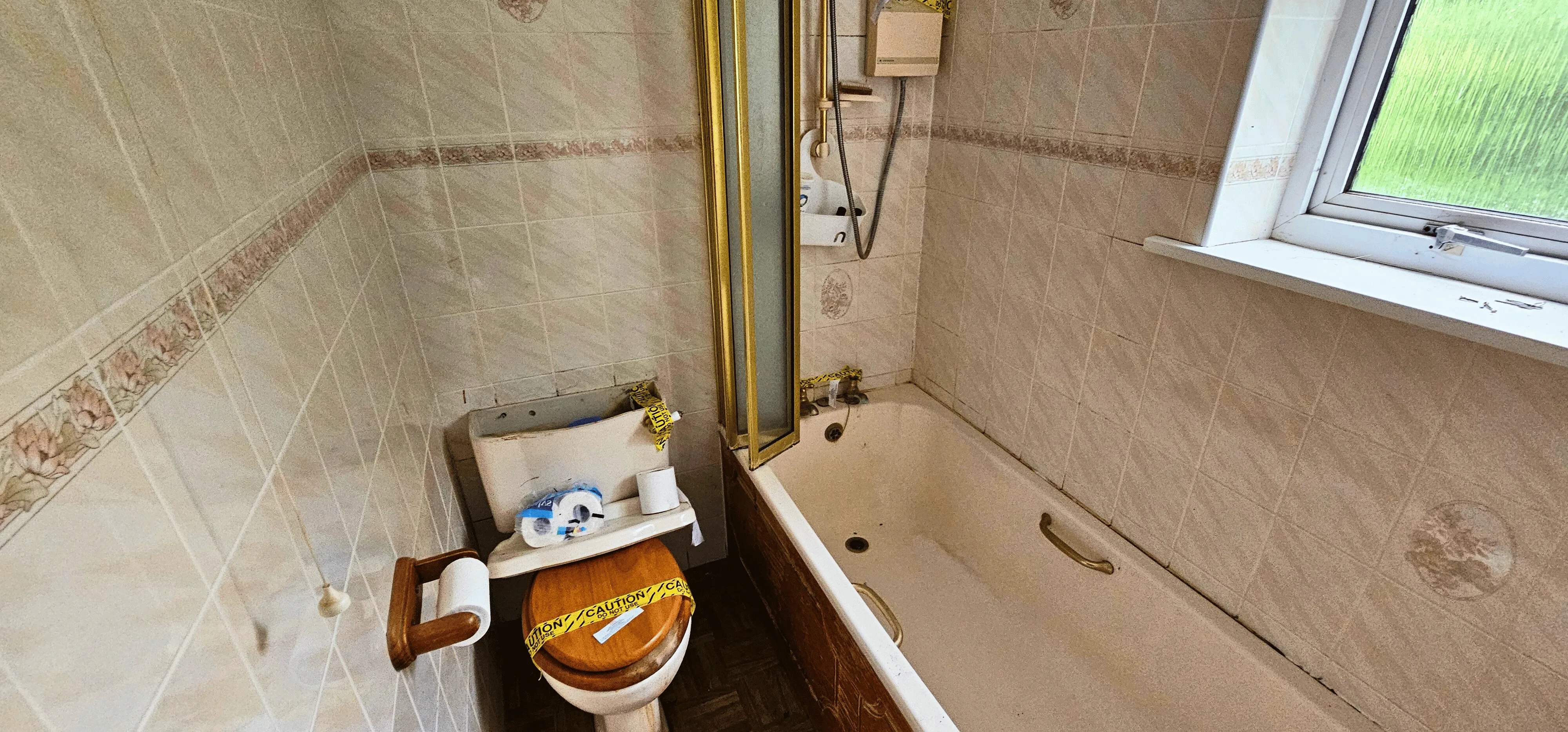 VACANT - Freehold Semi-Detached House