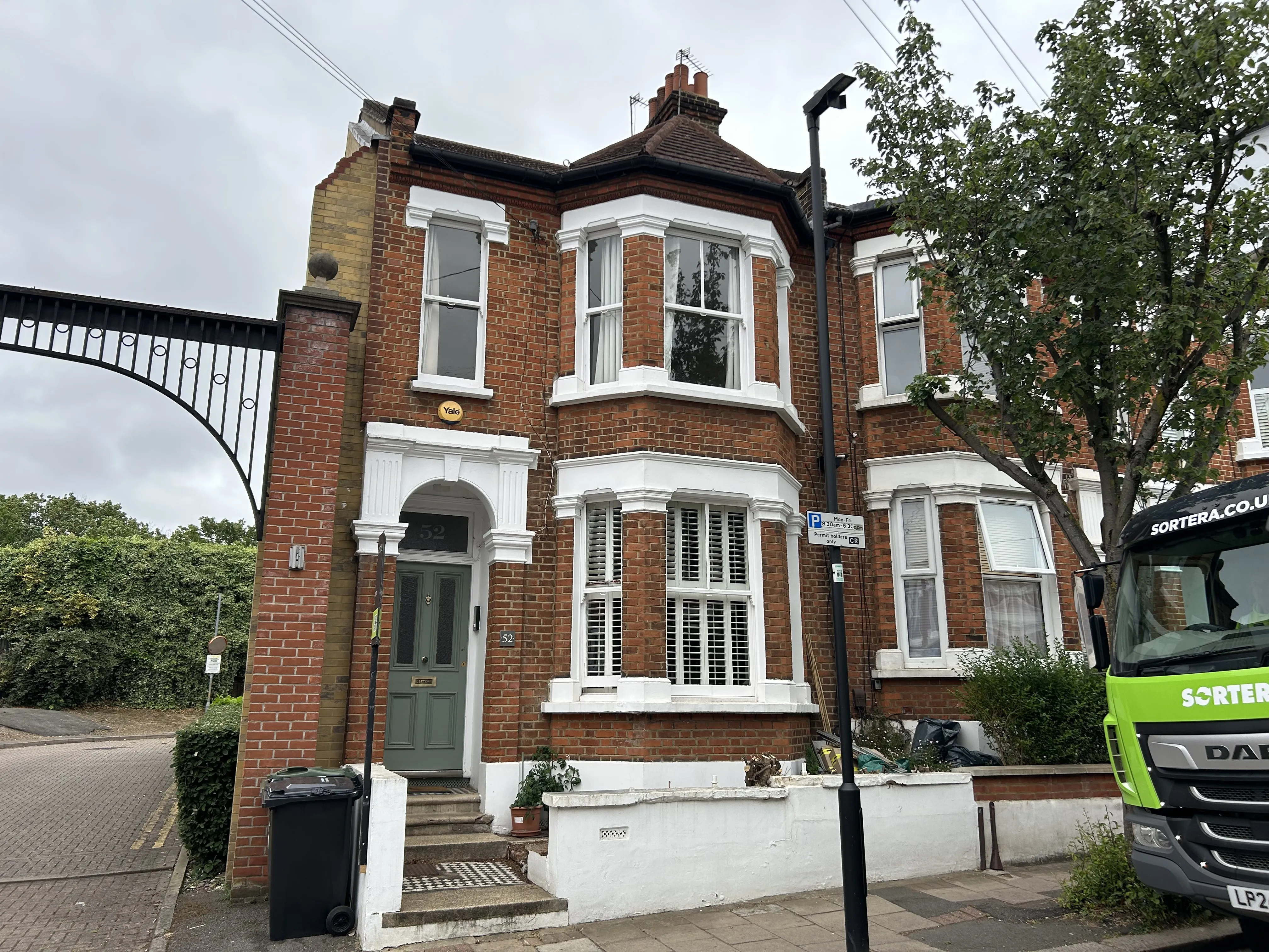 INVESTMENT - Freehold Ground Rent Investment 
