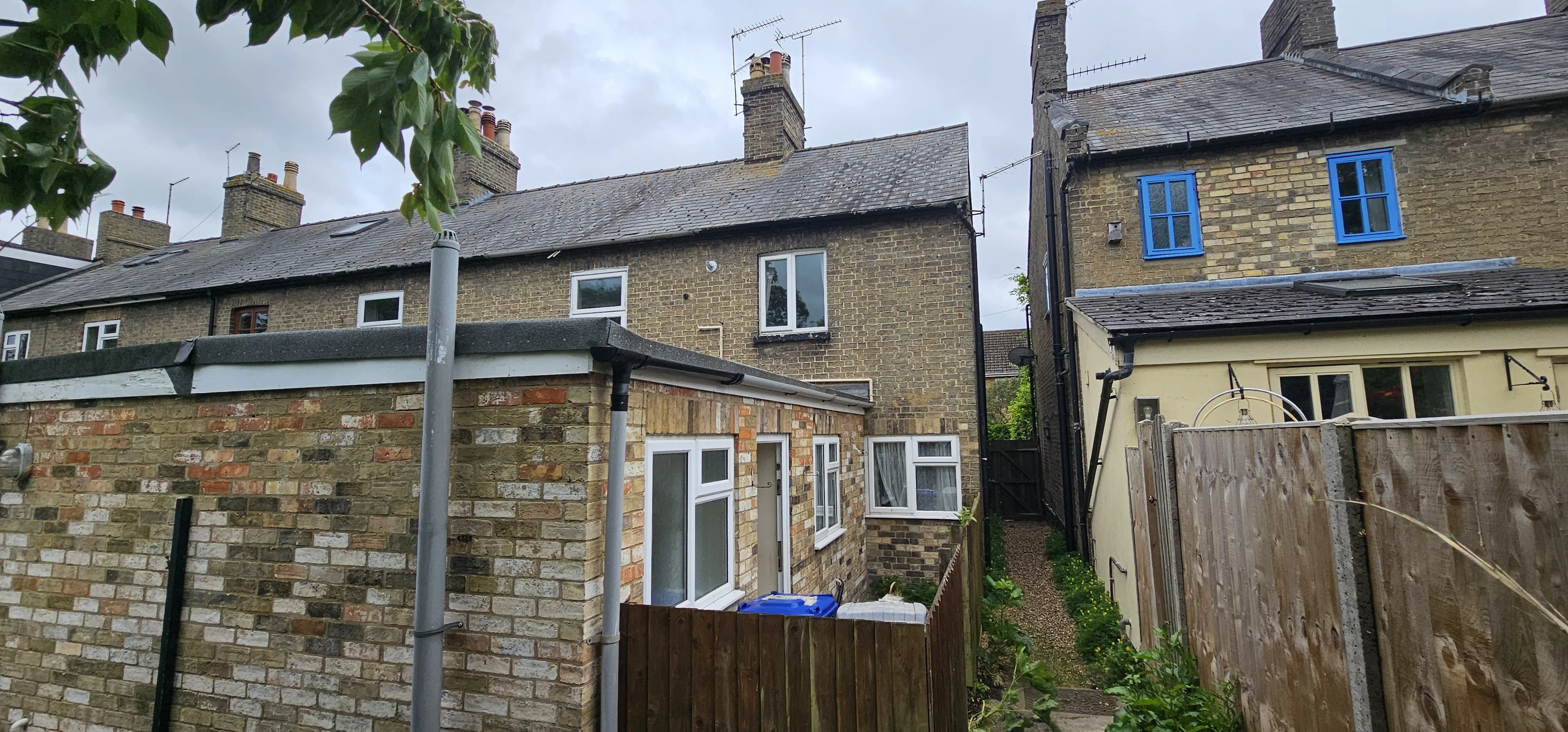 VACANT - Freehold End of Terrace House