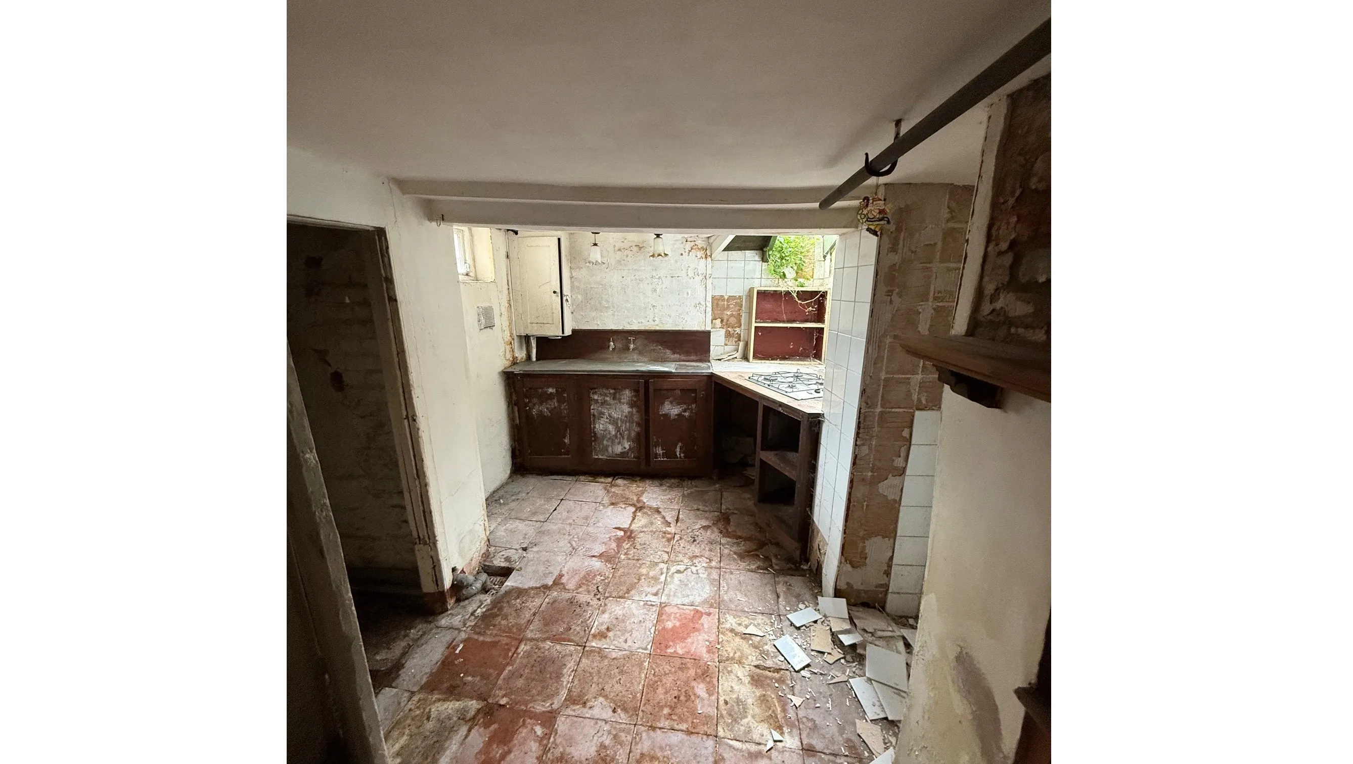 VACANT - Freehold Semi Detached House 
