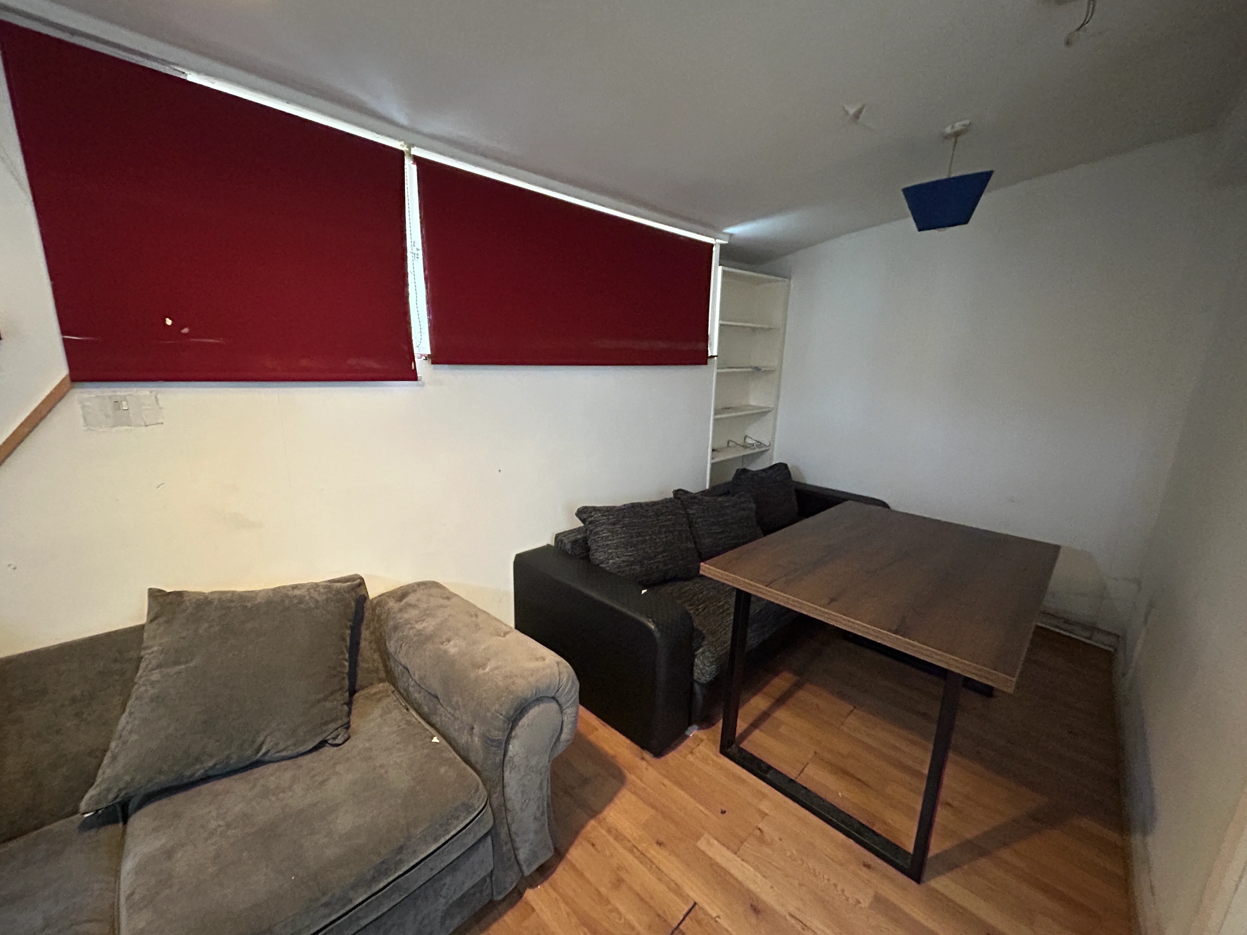 MAJORITY VACANT - Freehold Mid Terrace Building 