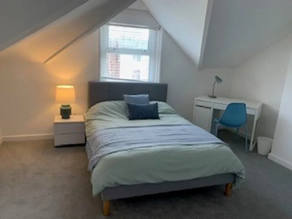 INVESTMENT - Freehold Semi-Detached Building