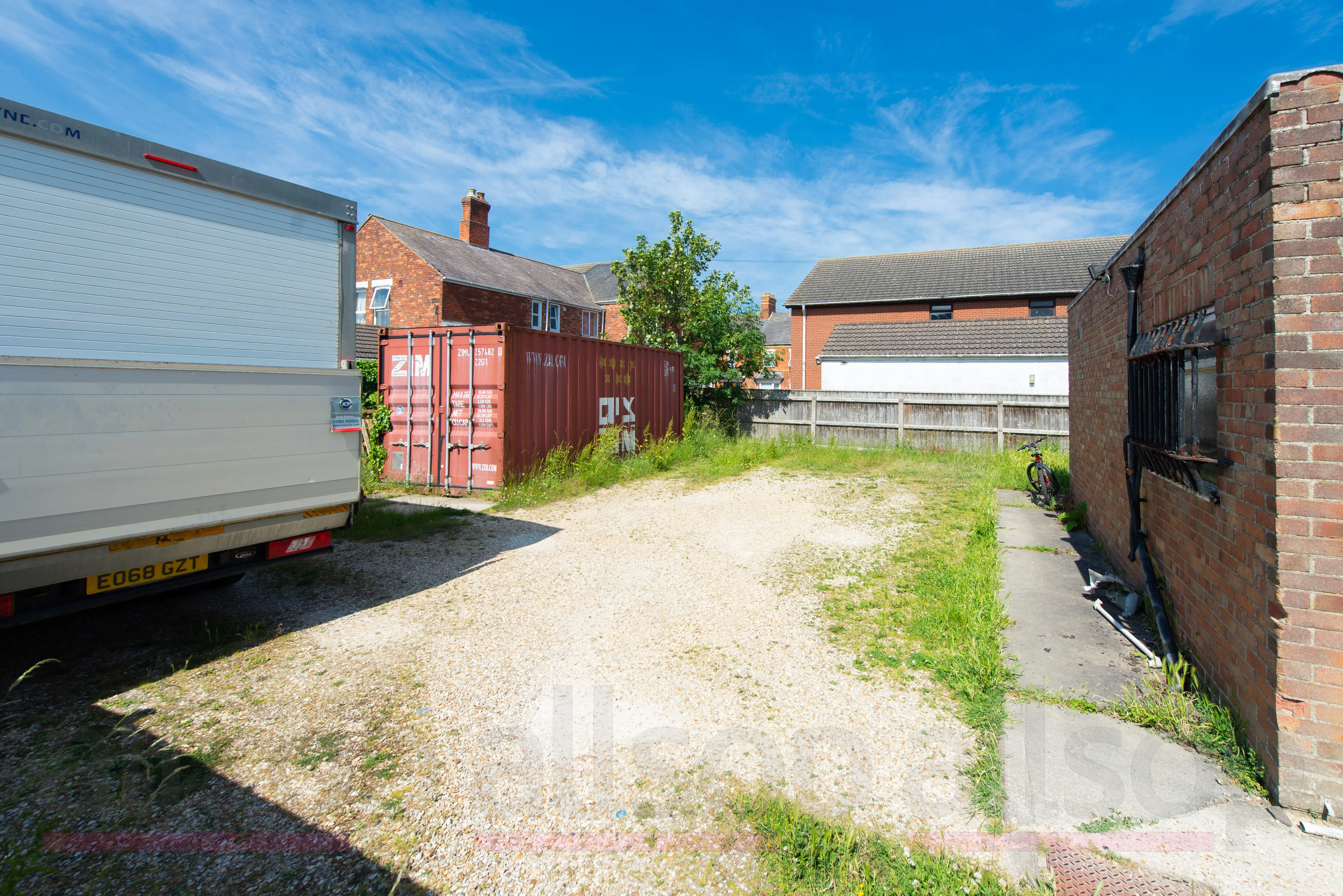 Freehold Shop Investment