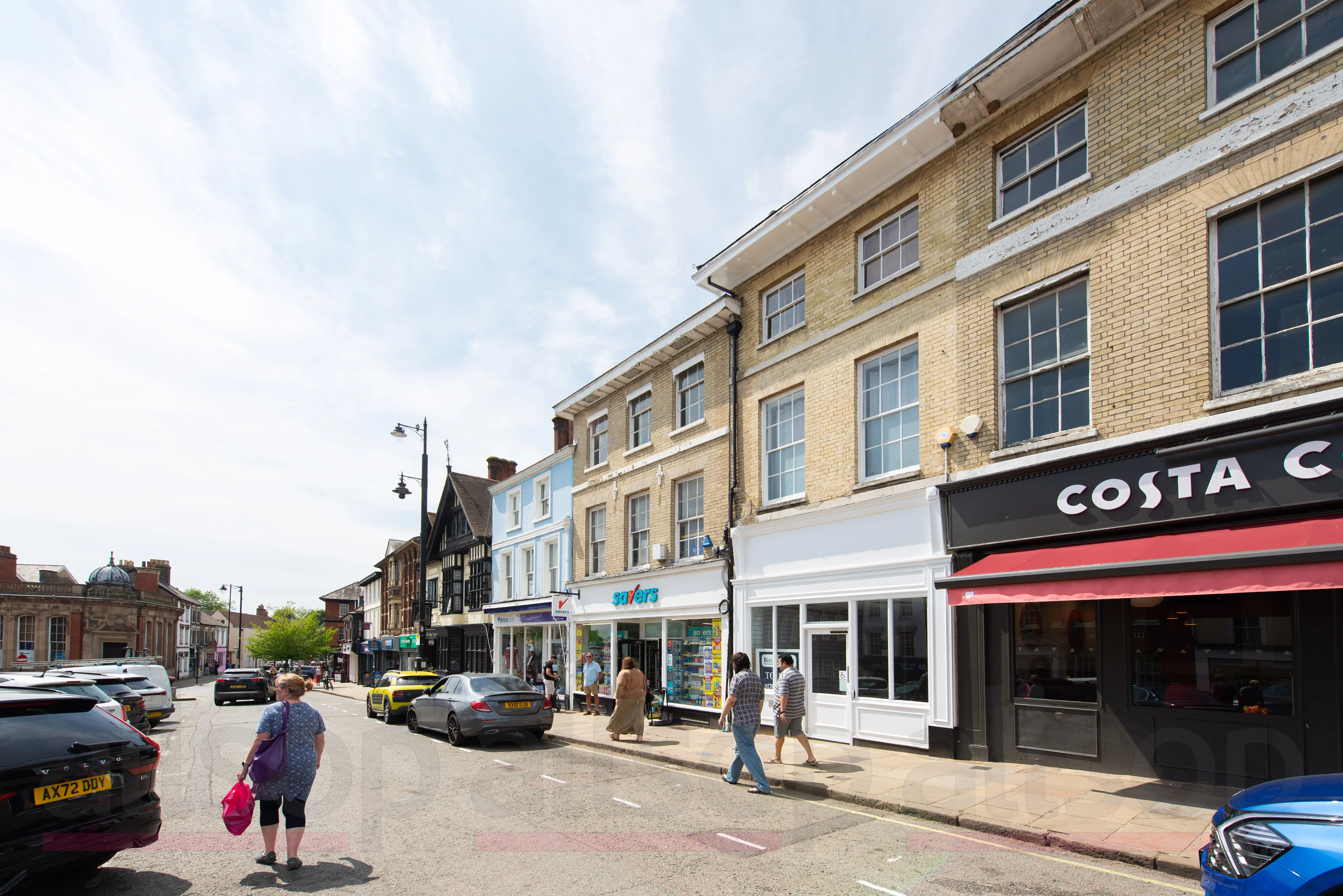 Freehold Grade II Listed Shop Investment