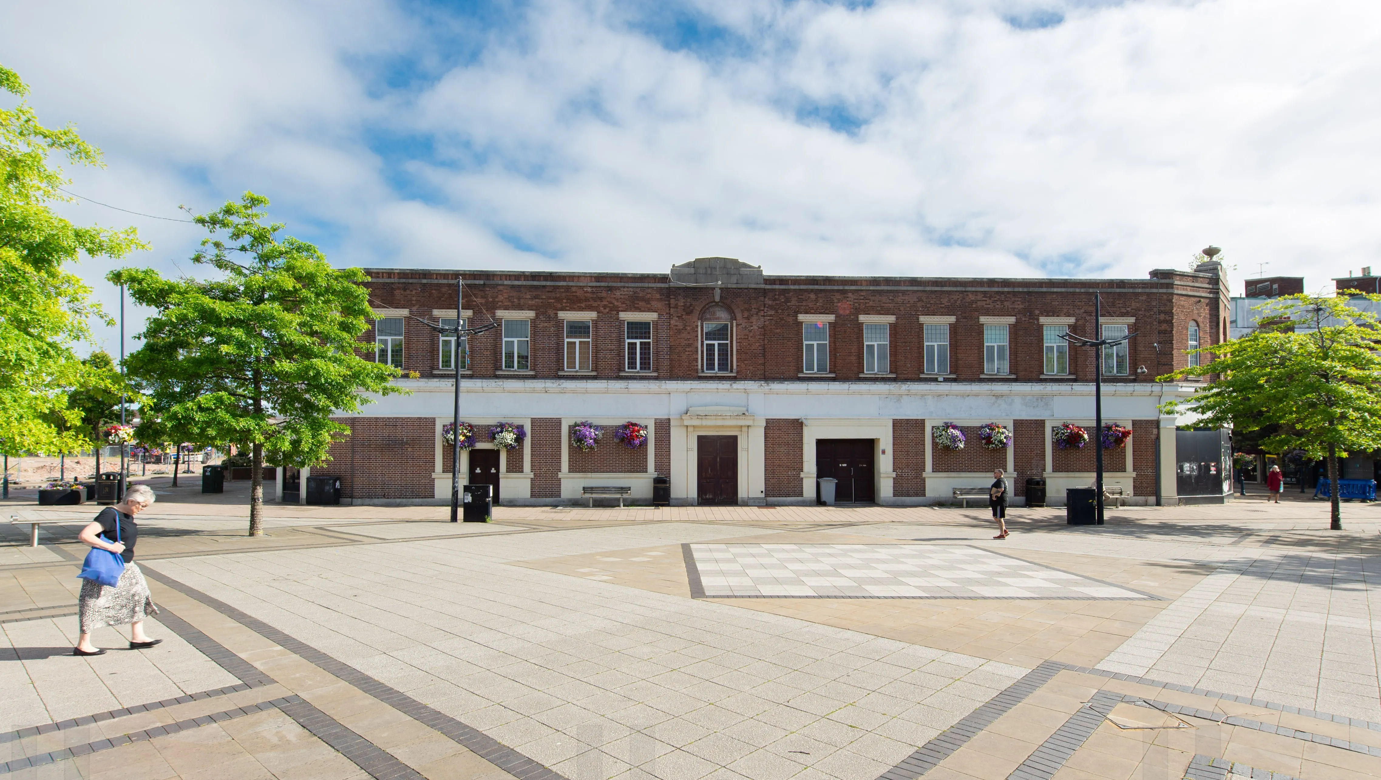 Vacant Freehold Town Centre Shop
