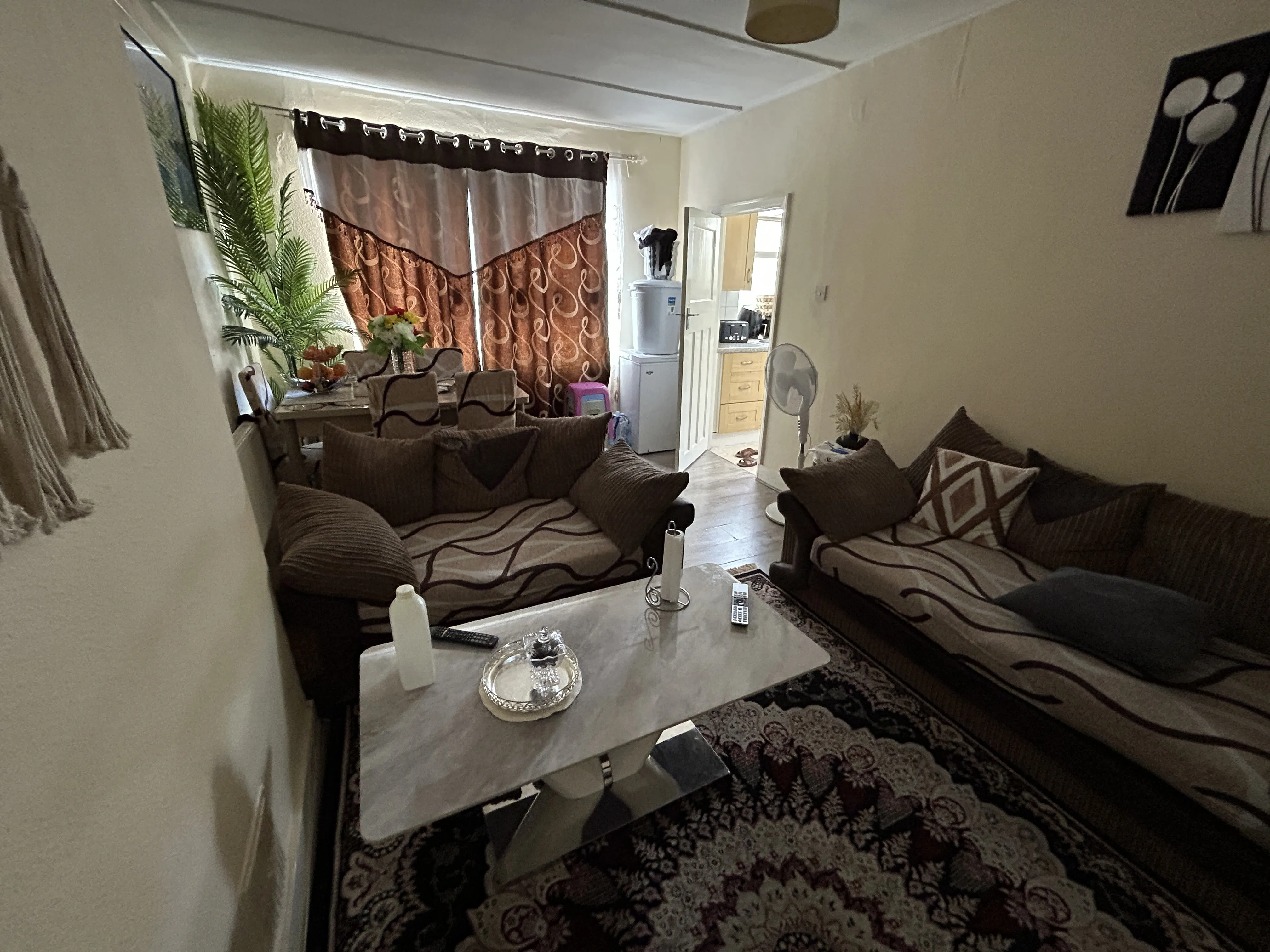 INVESTMENT - Leasehold Self Contained Flat 