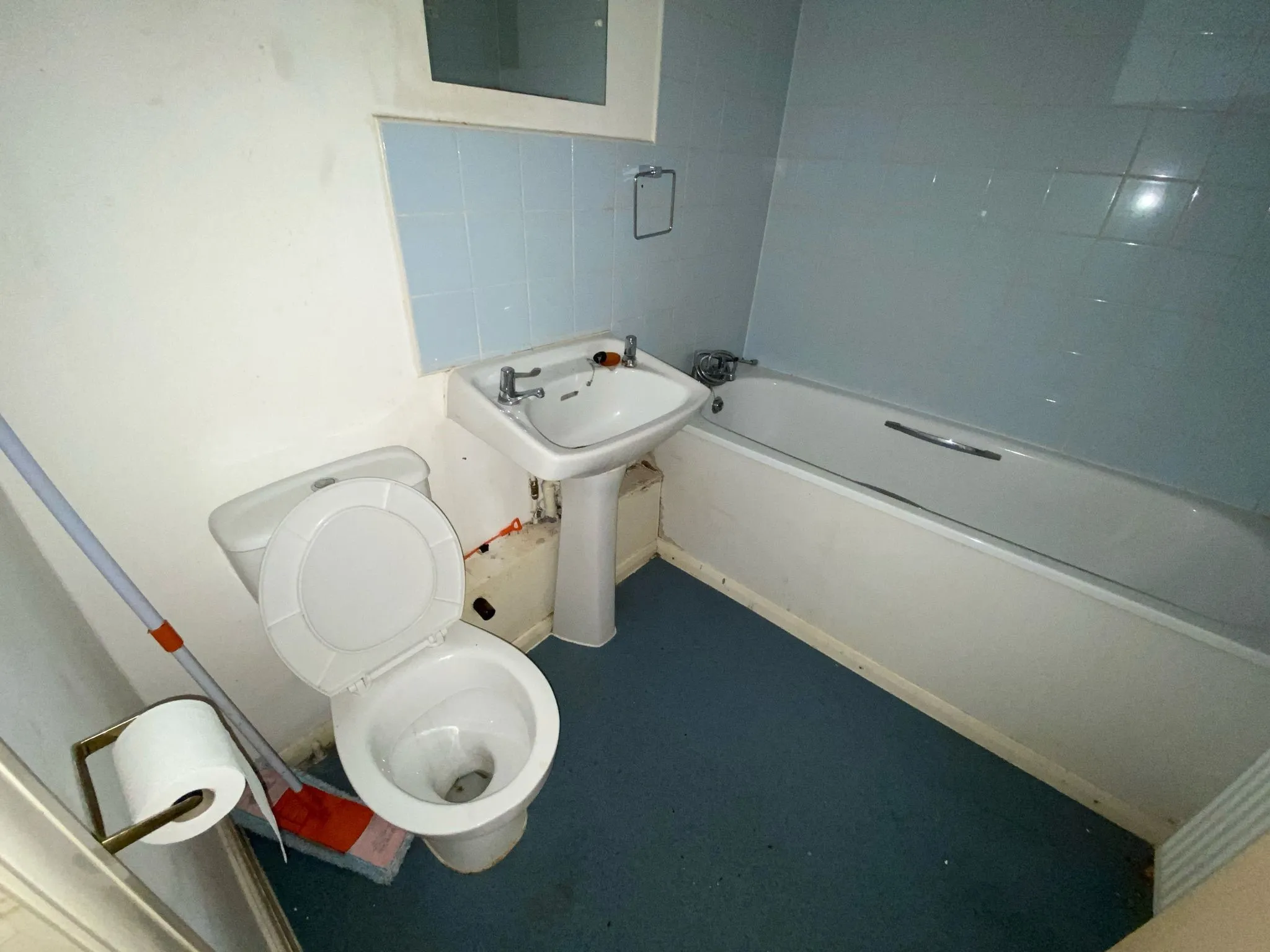 VACANT - Leasehold Self Contained Second Floor Flat