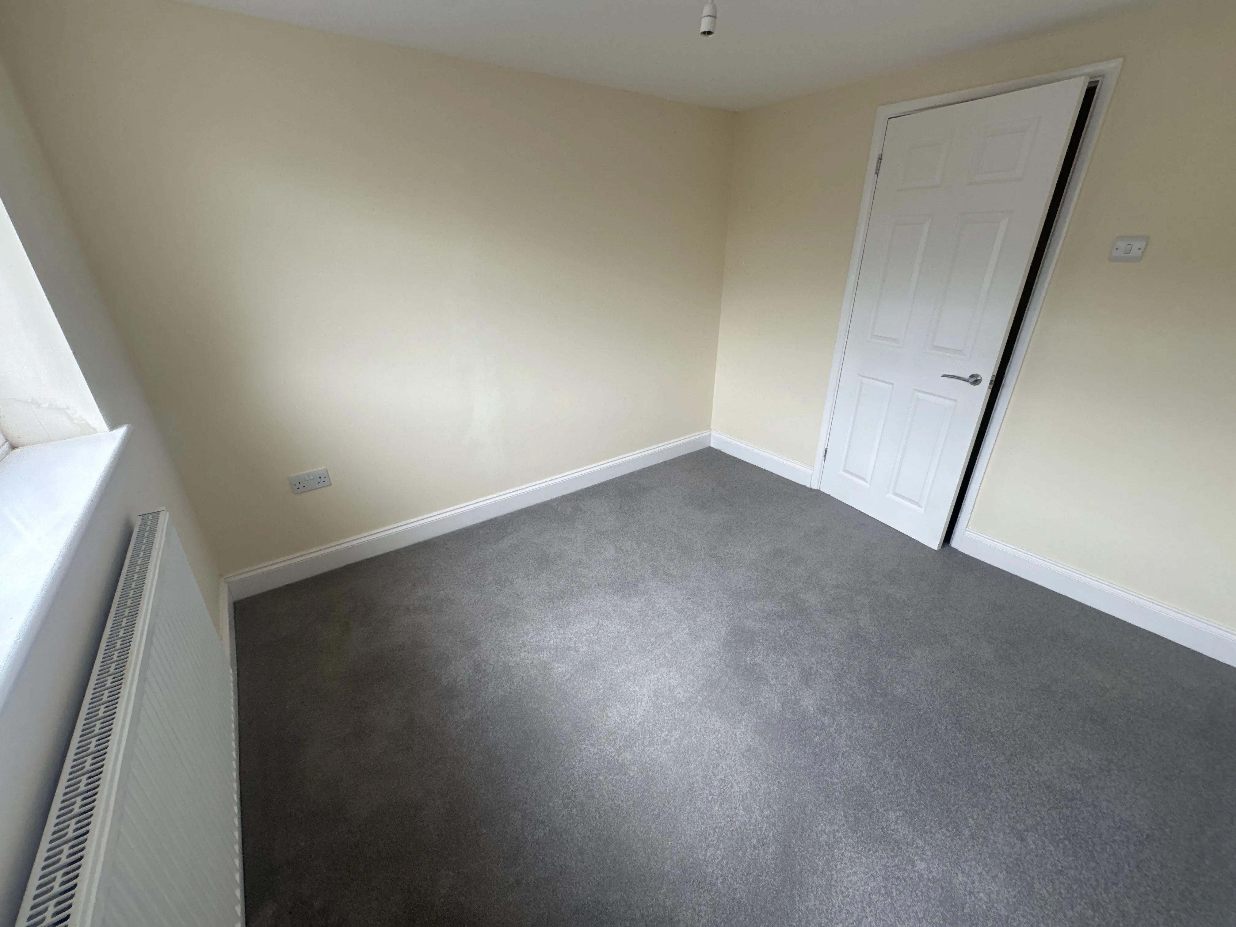 Freehold Detached Building 