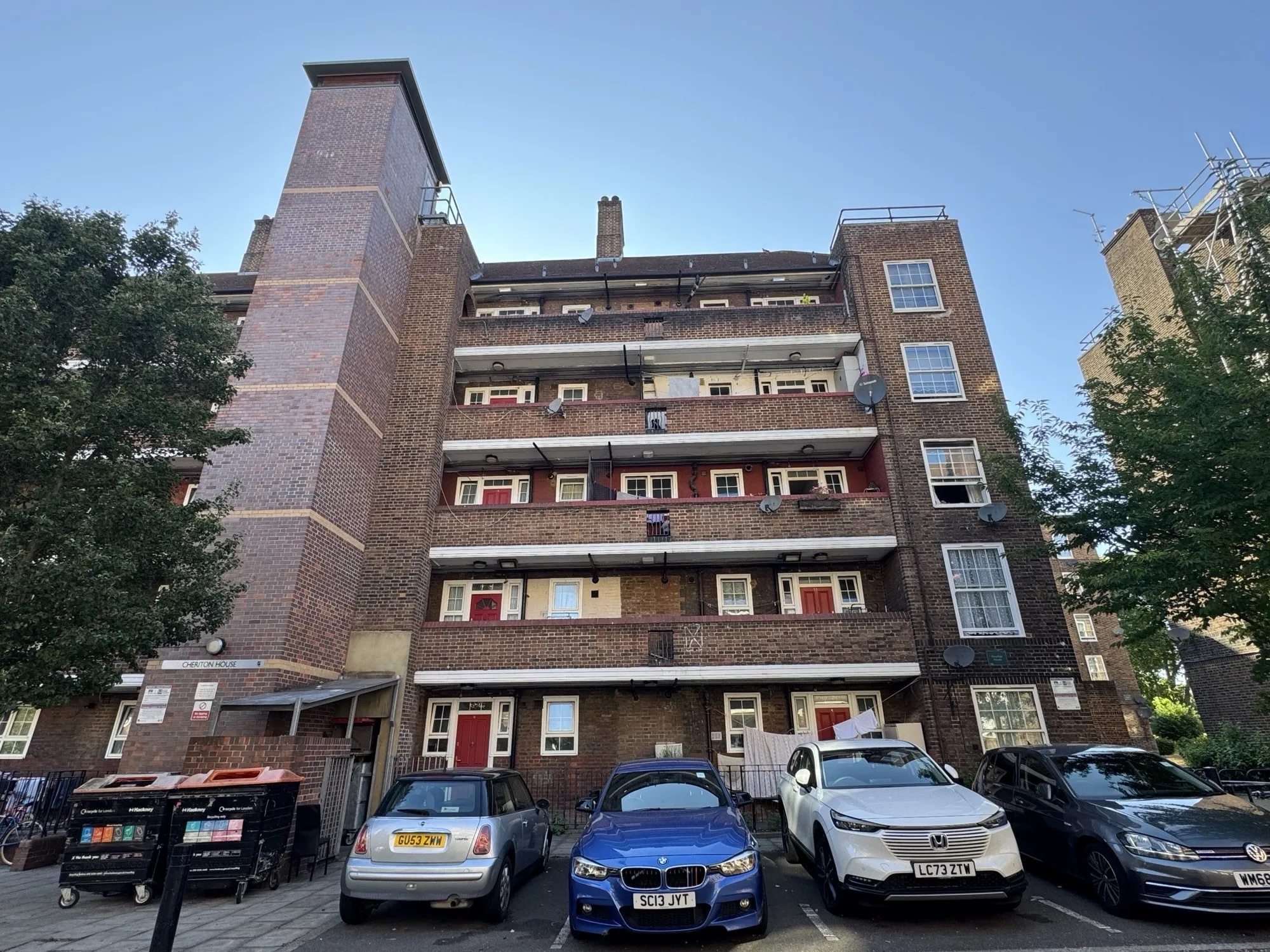 VACANT - Leasehold Self Contained Third Floor Flat