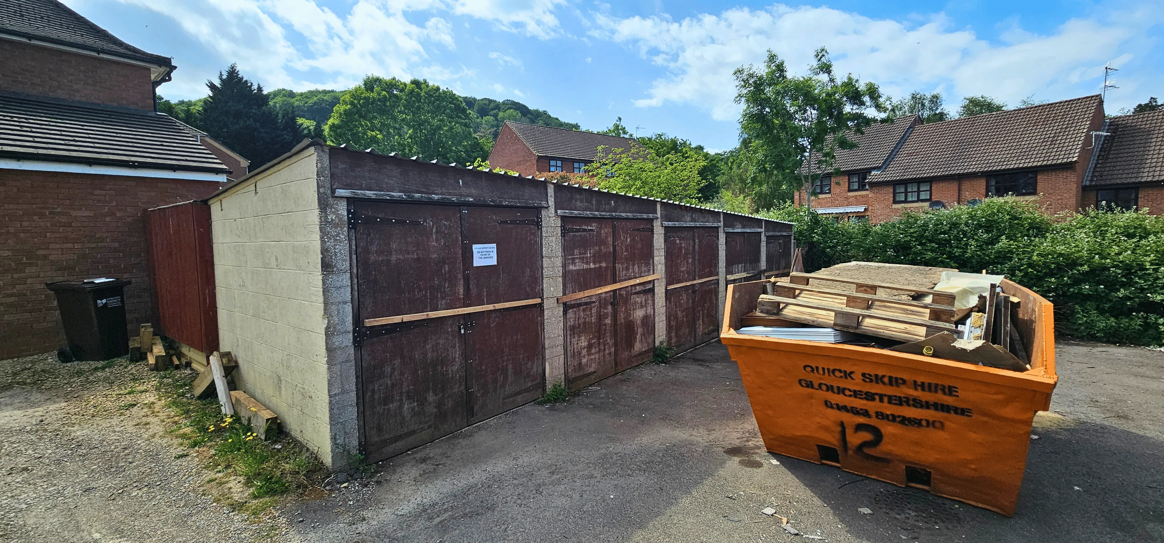 VACANT - Freehold Garages and Site