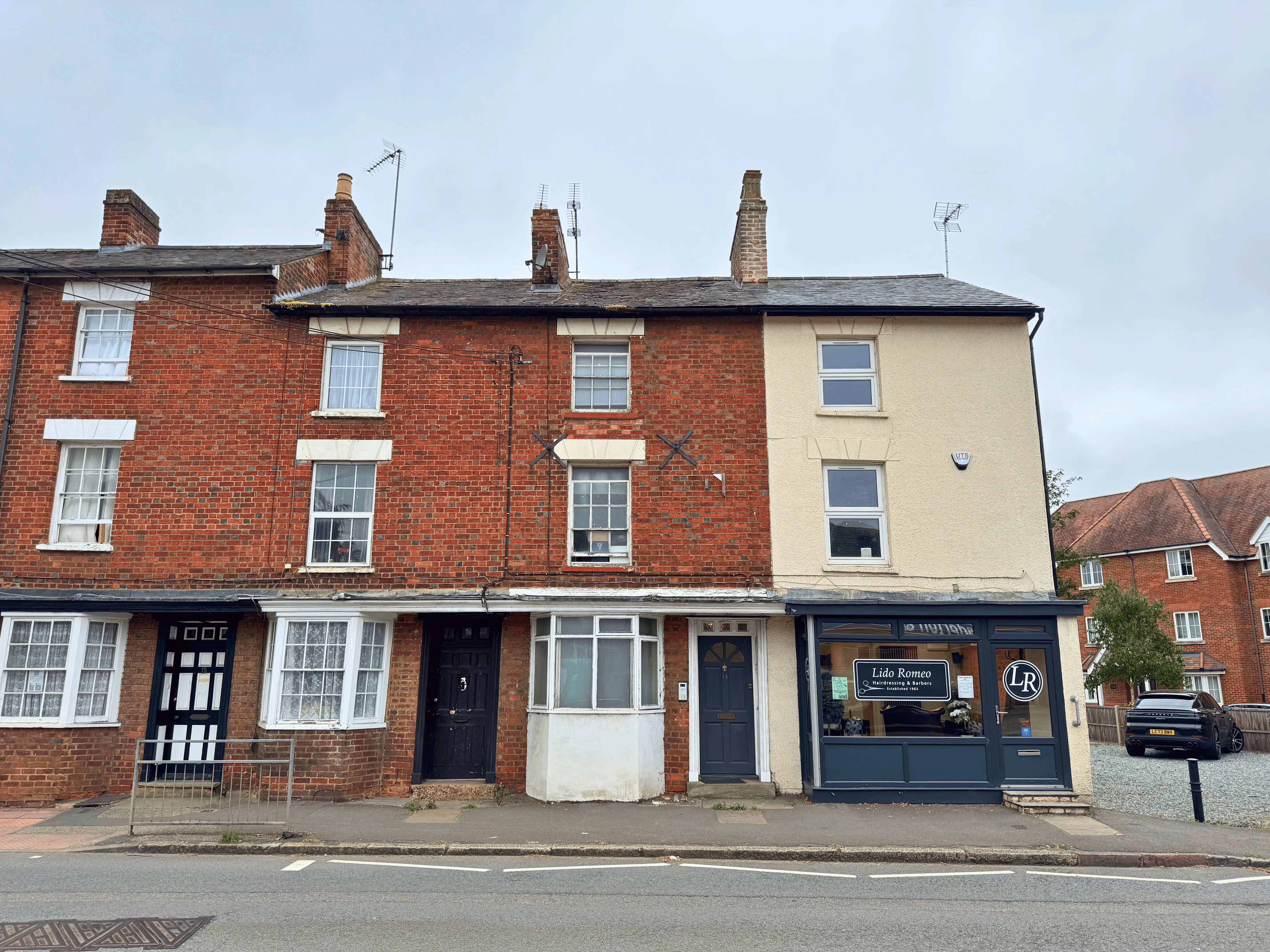 INVESTMENT - Freehold Grade II Listed Mid Terrace (HMO) Building 