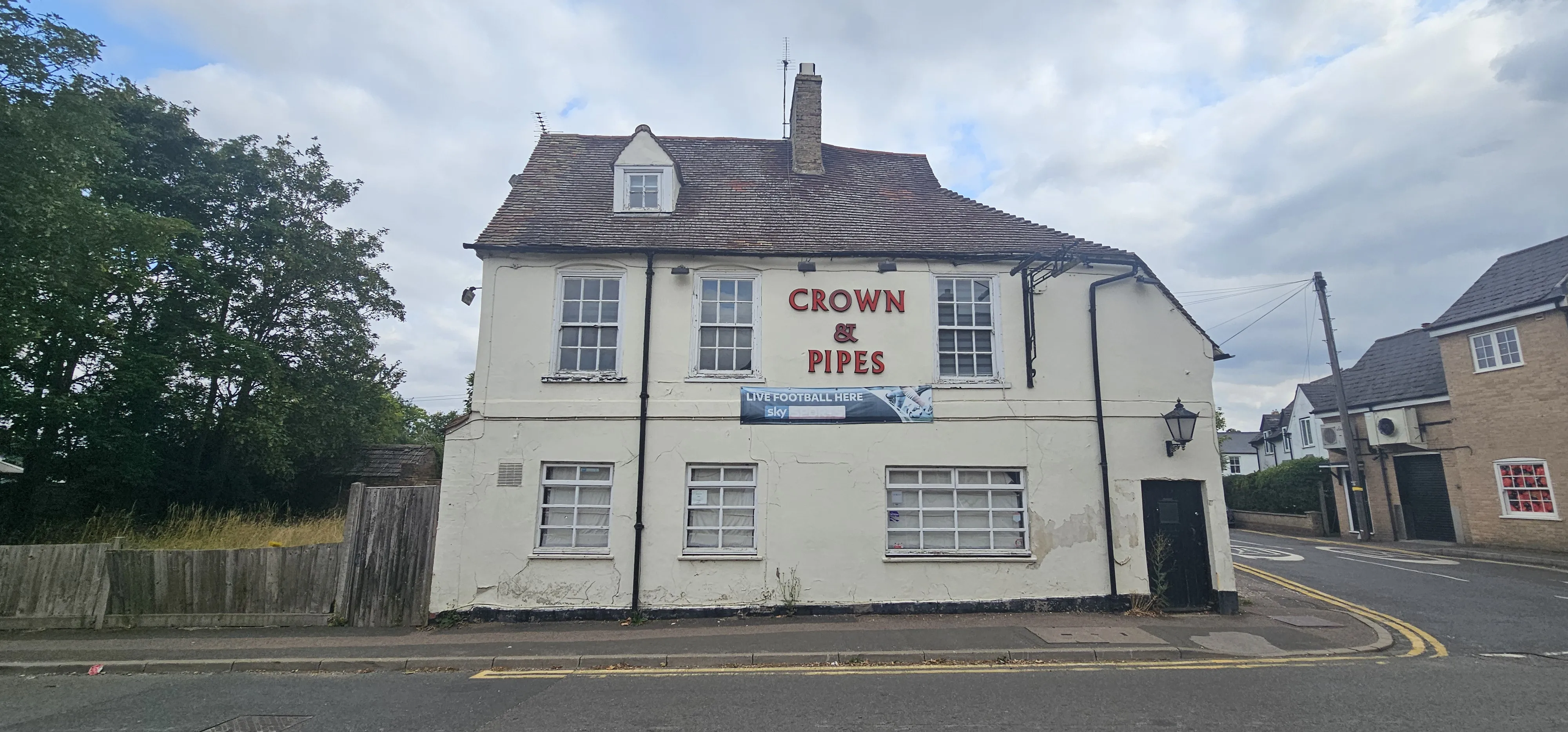 VACANT - Freehold  Former Public House Building and Site