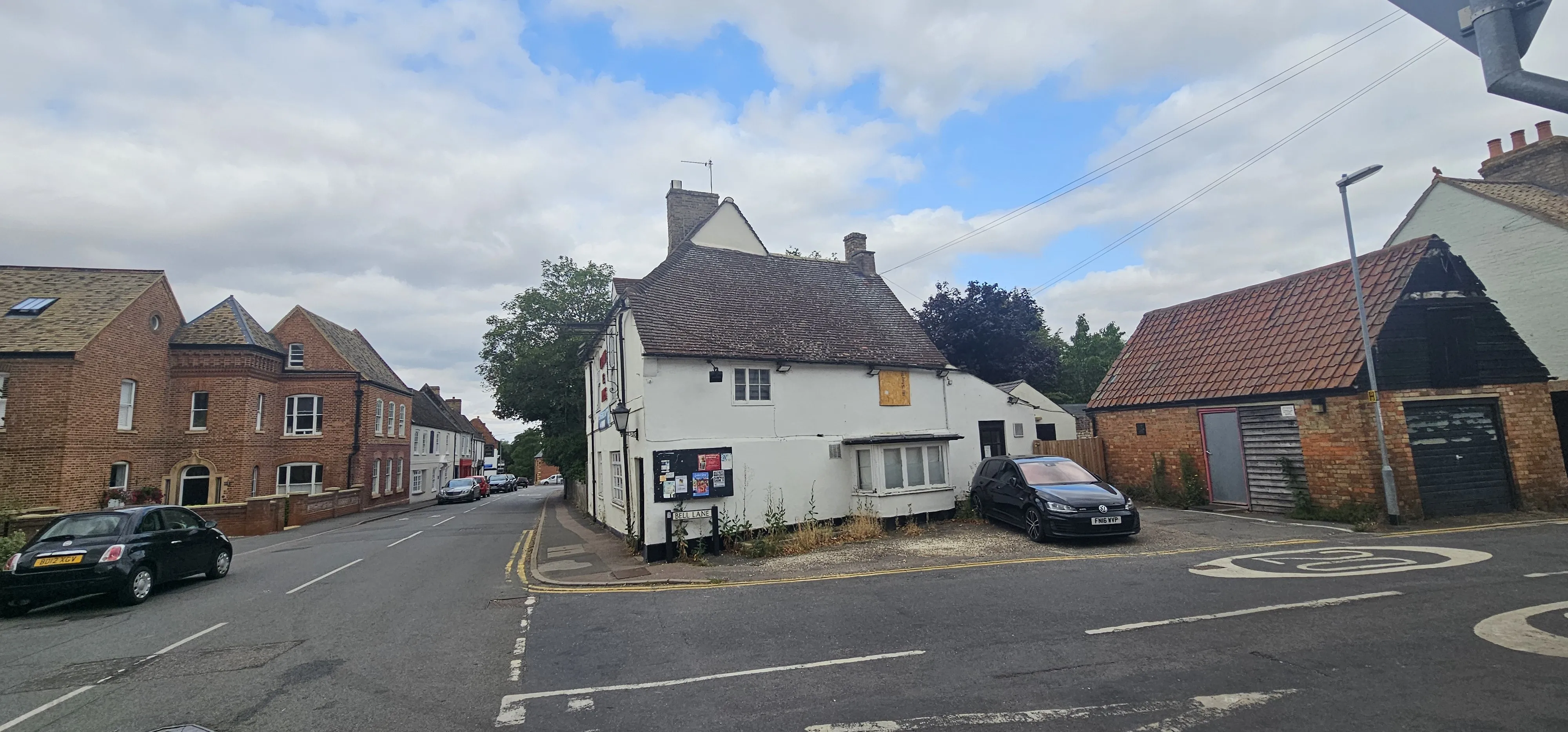 VACANT - Freehold  Former Public House Building and Site