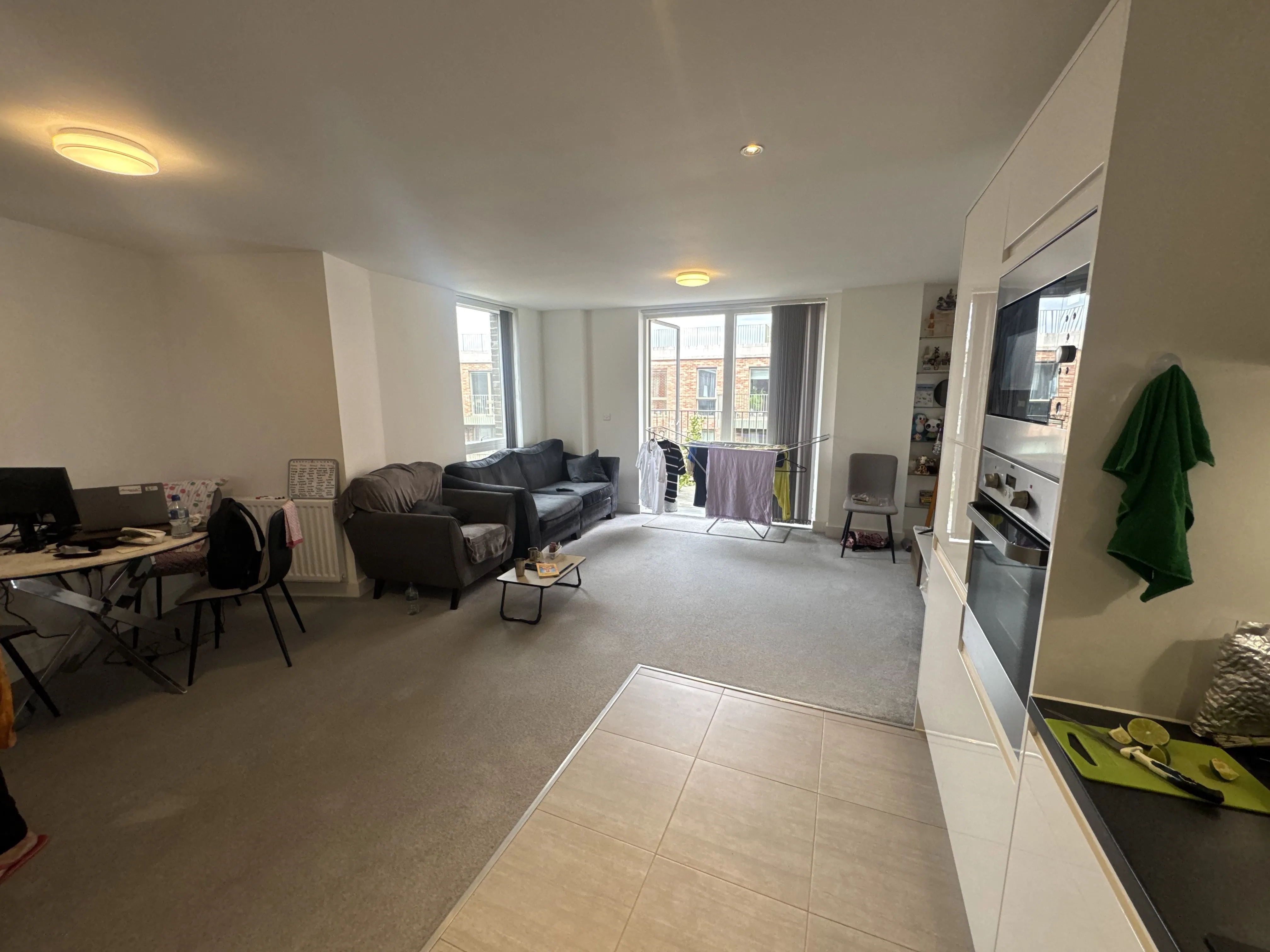 INVESTMENT - Leasehold Self Contained Fifth Floor Flat