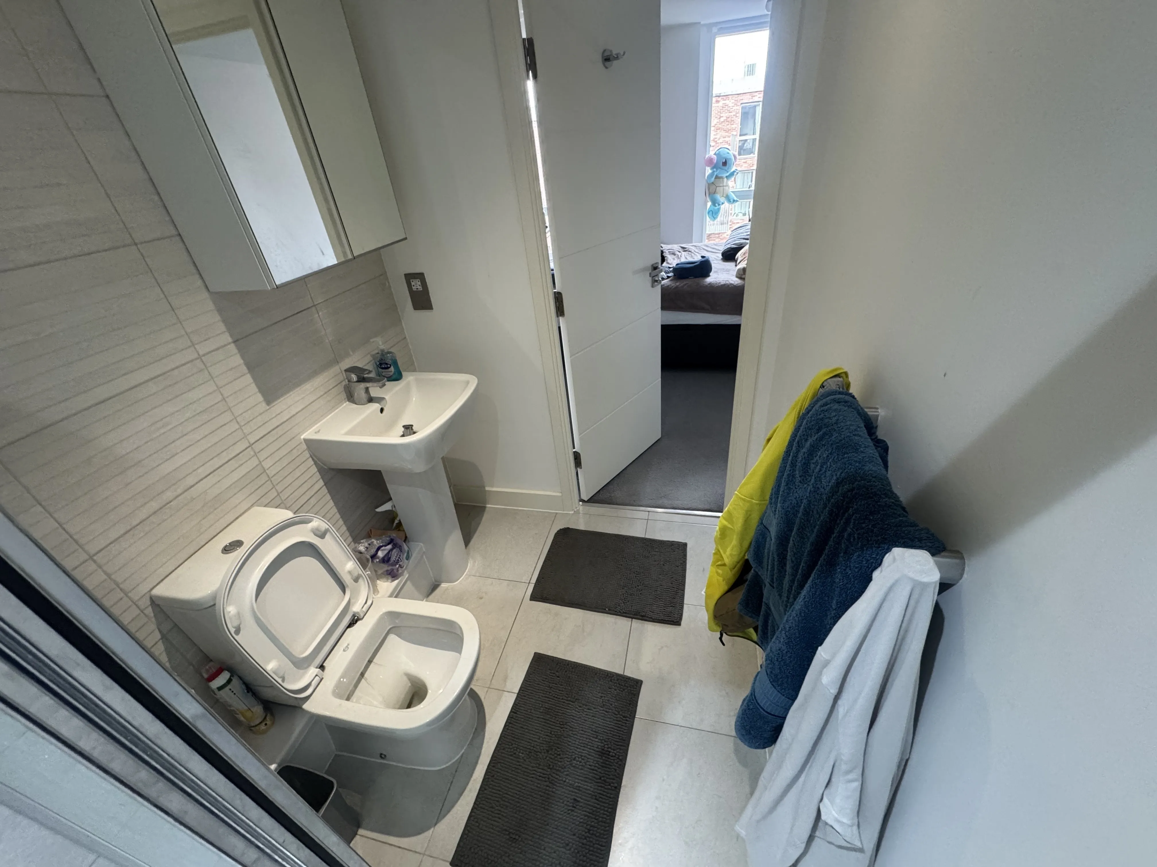 INVESTMENT - Leasehold Self Contained Fifth Floor Flat