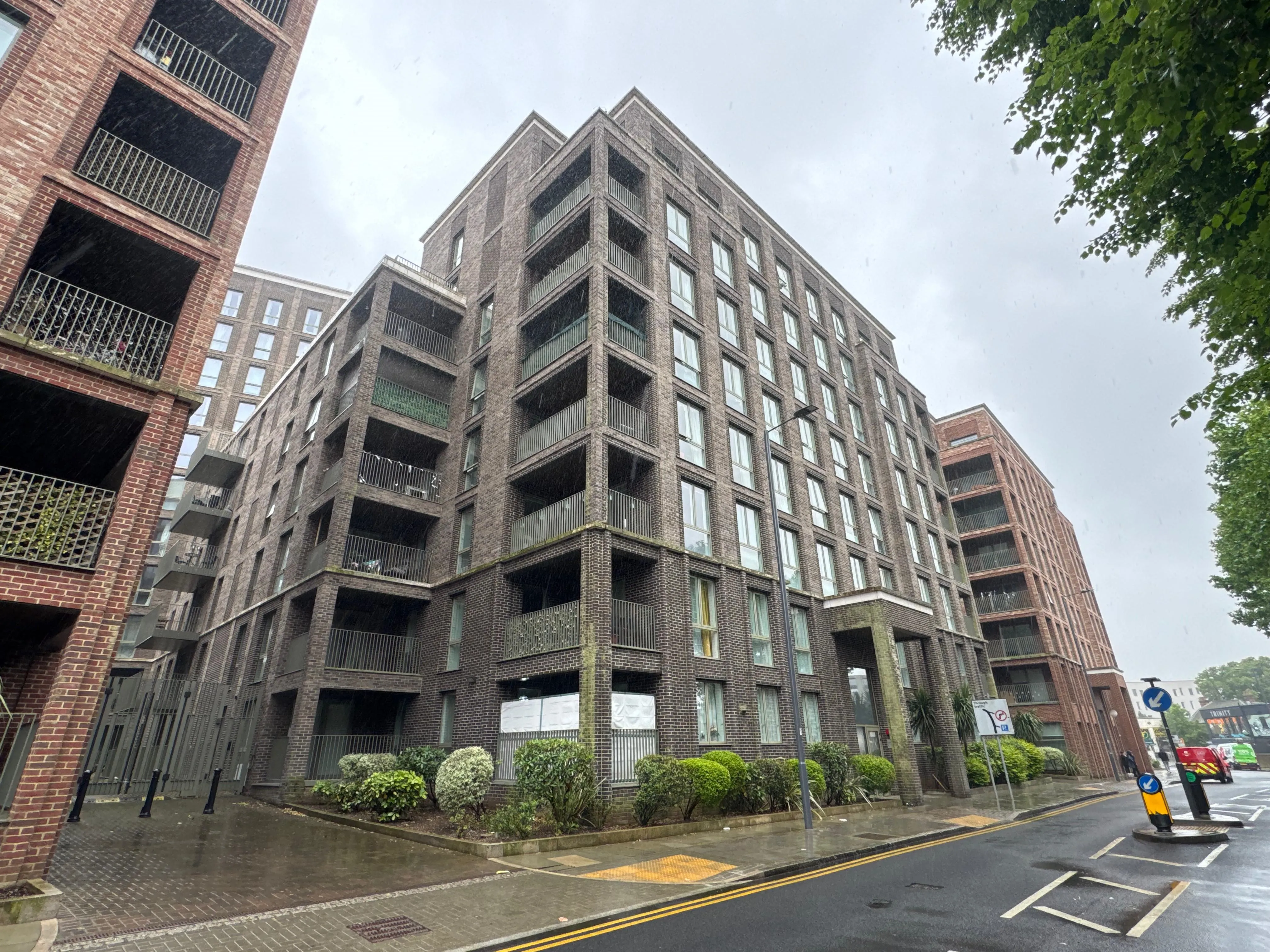 INVESTMENT - Leasehold Self Contained Fifth Floor Flat