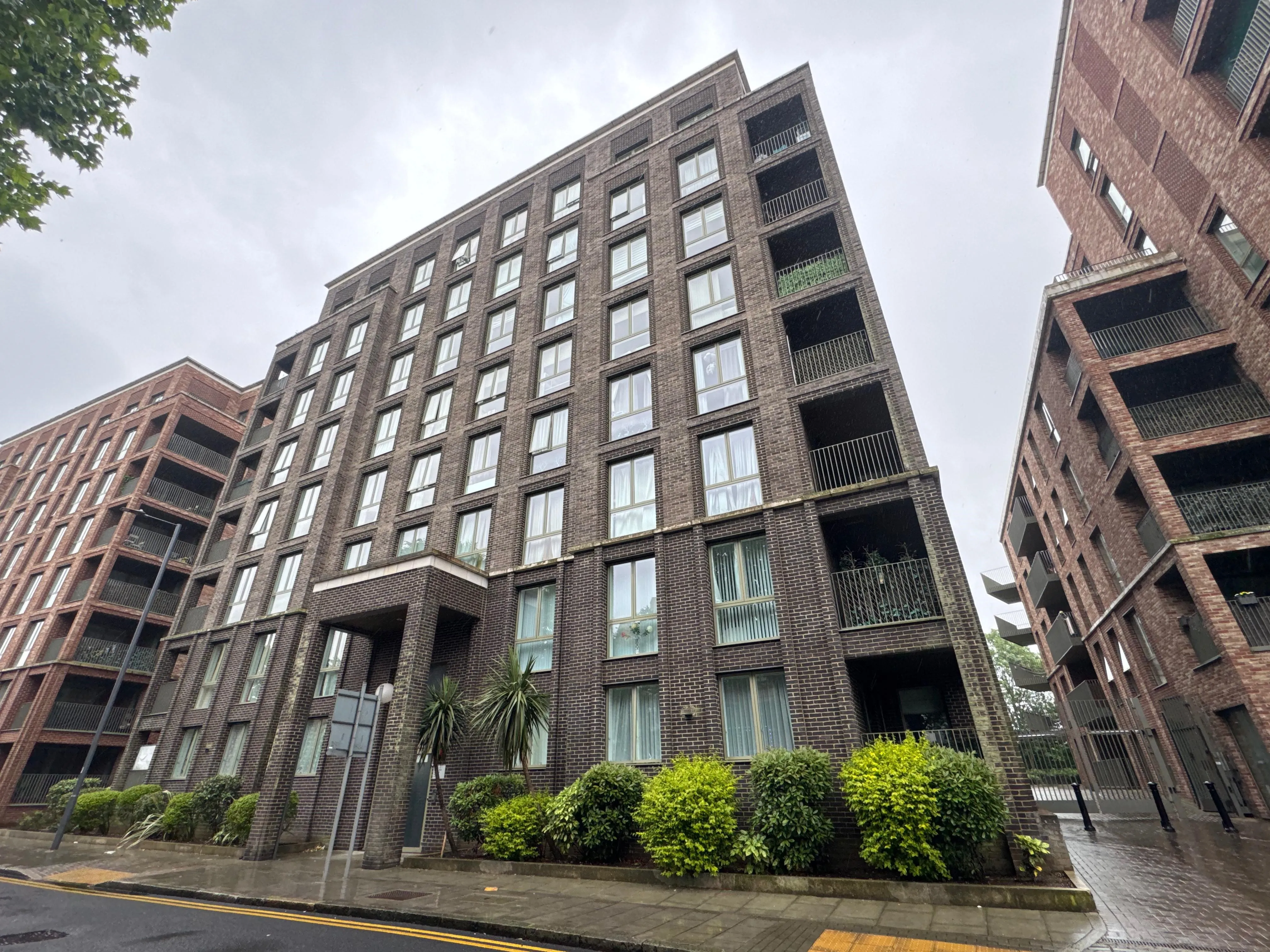 INVESTMENT - Leasehold Self Contained Fifth Floor Flat