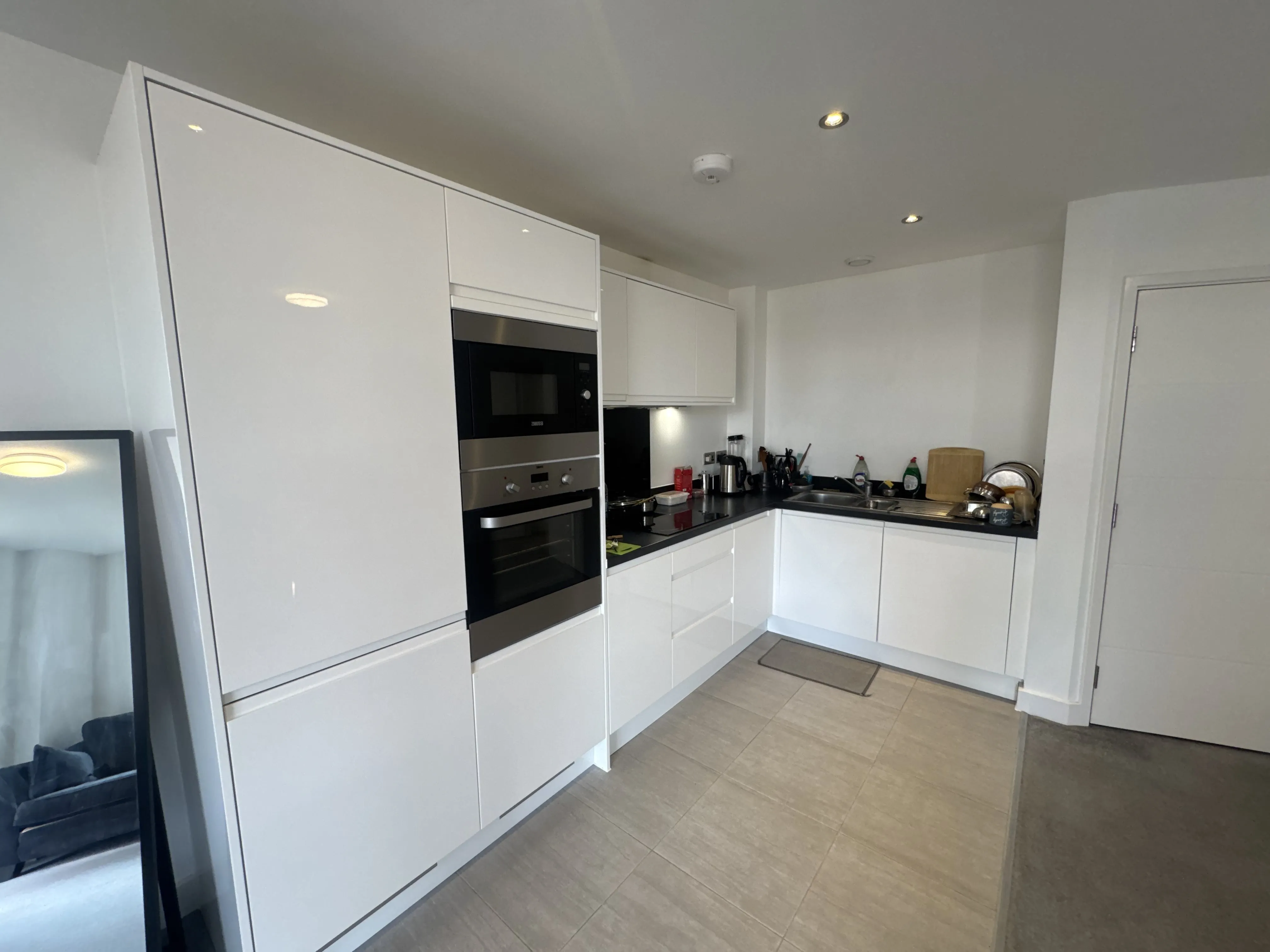 INVESTMENT - Leasehold Self Contained Fifth Floor Flat
