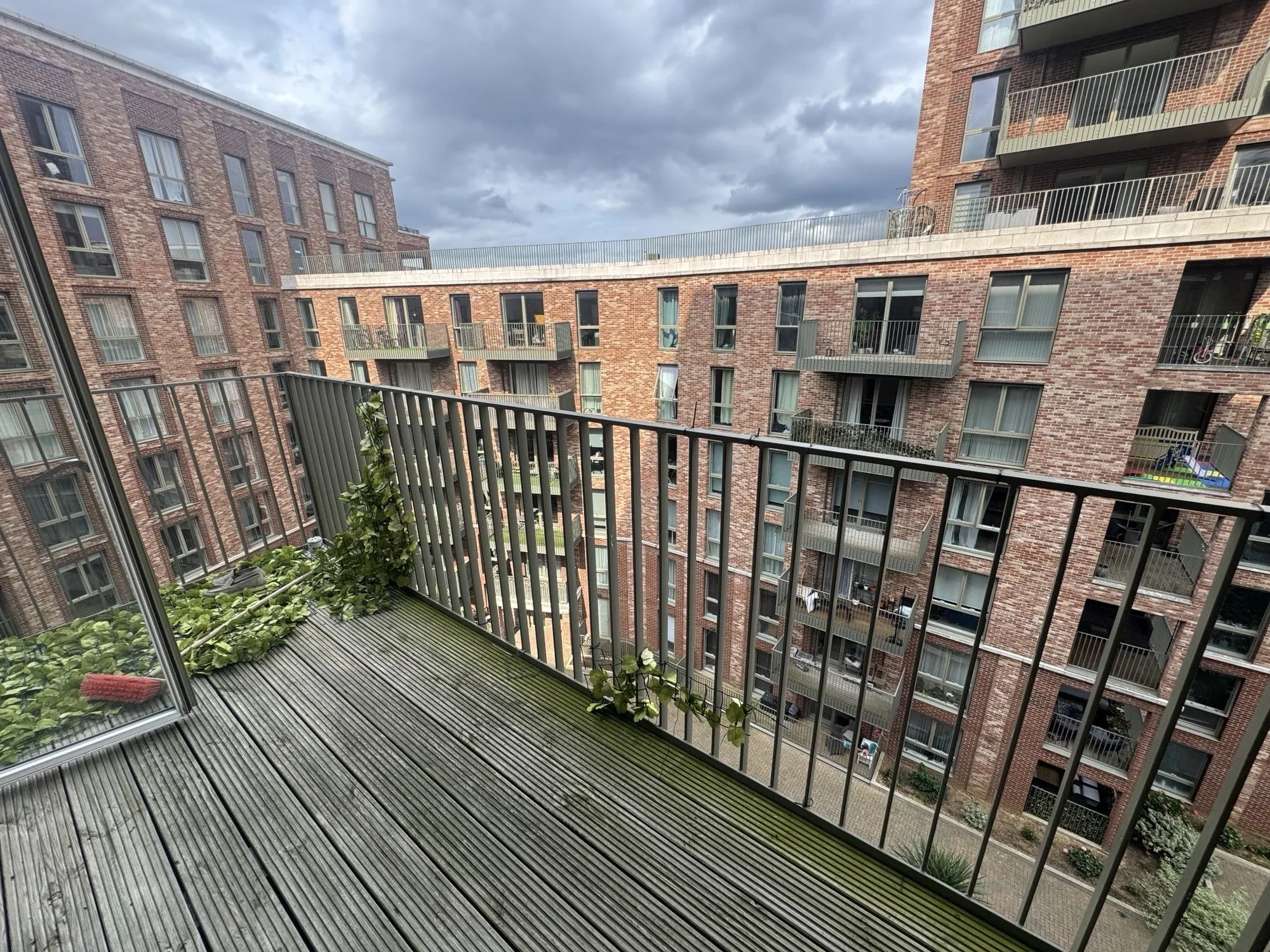 INVESTMENT - Leasehold Self Contained Fifth Floor Flat