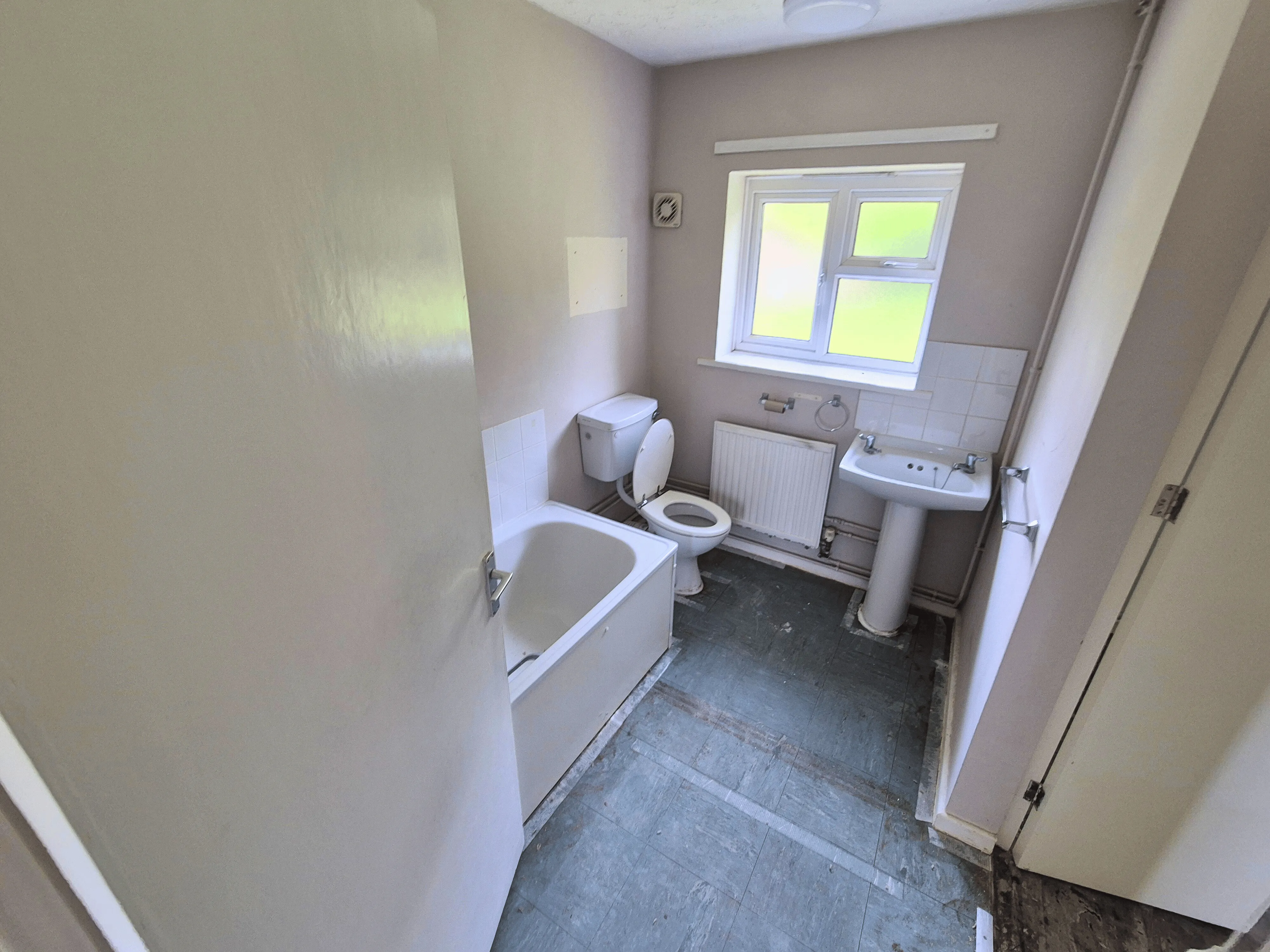 VACANT - Freehold Semi-Detached Bungalow