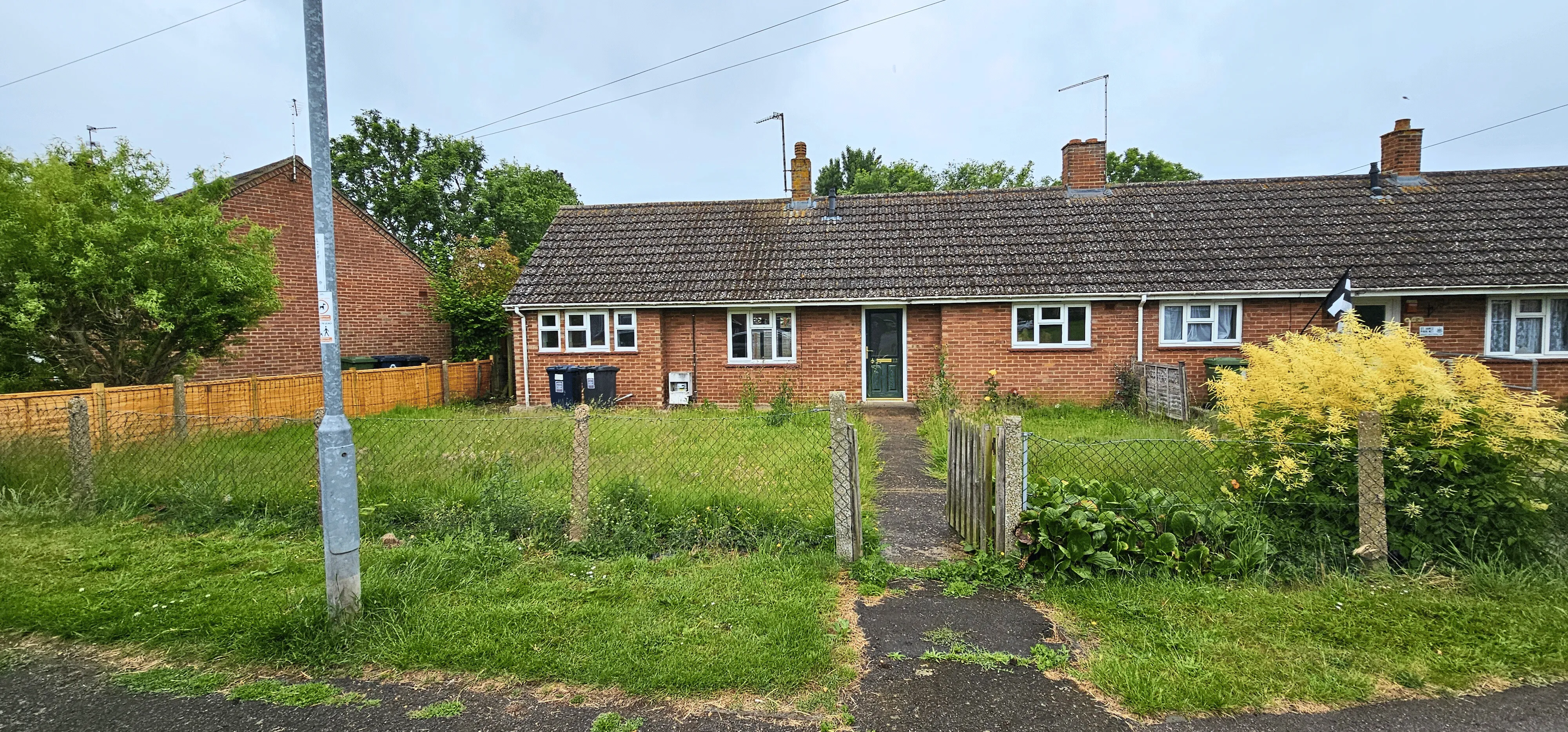VACANT - Freehold Semi-Detached Bungalow