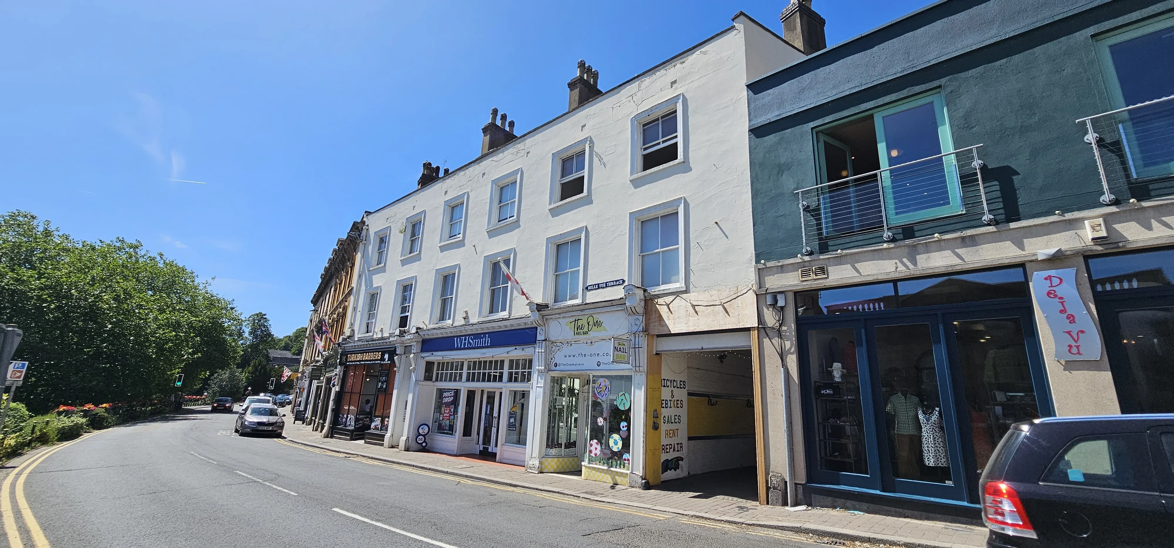INVESTMENT - Leasehold Self Contained Flat 