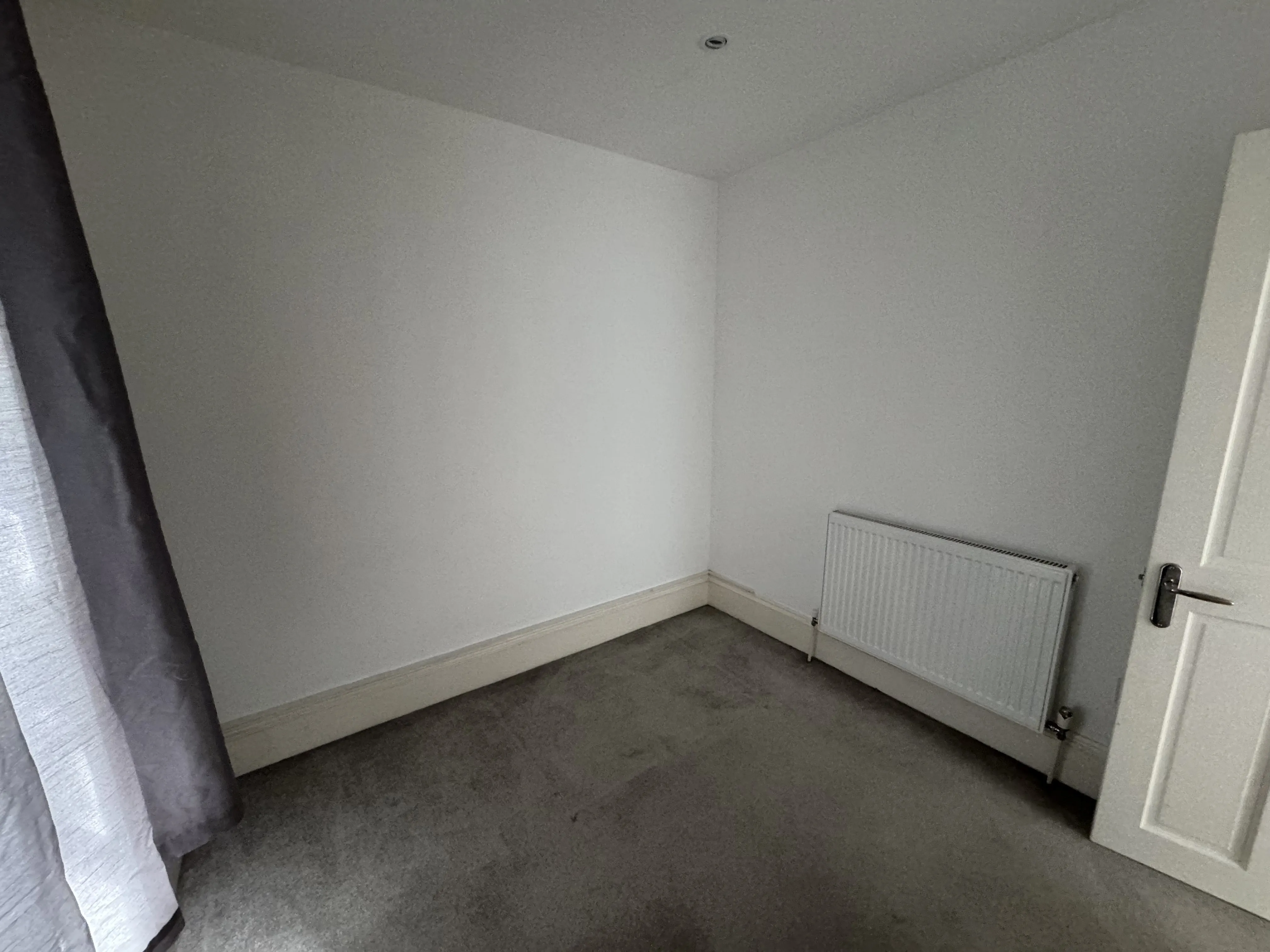 VACANT - Leasehold Self Contained Ground Floor Flat 
