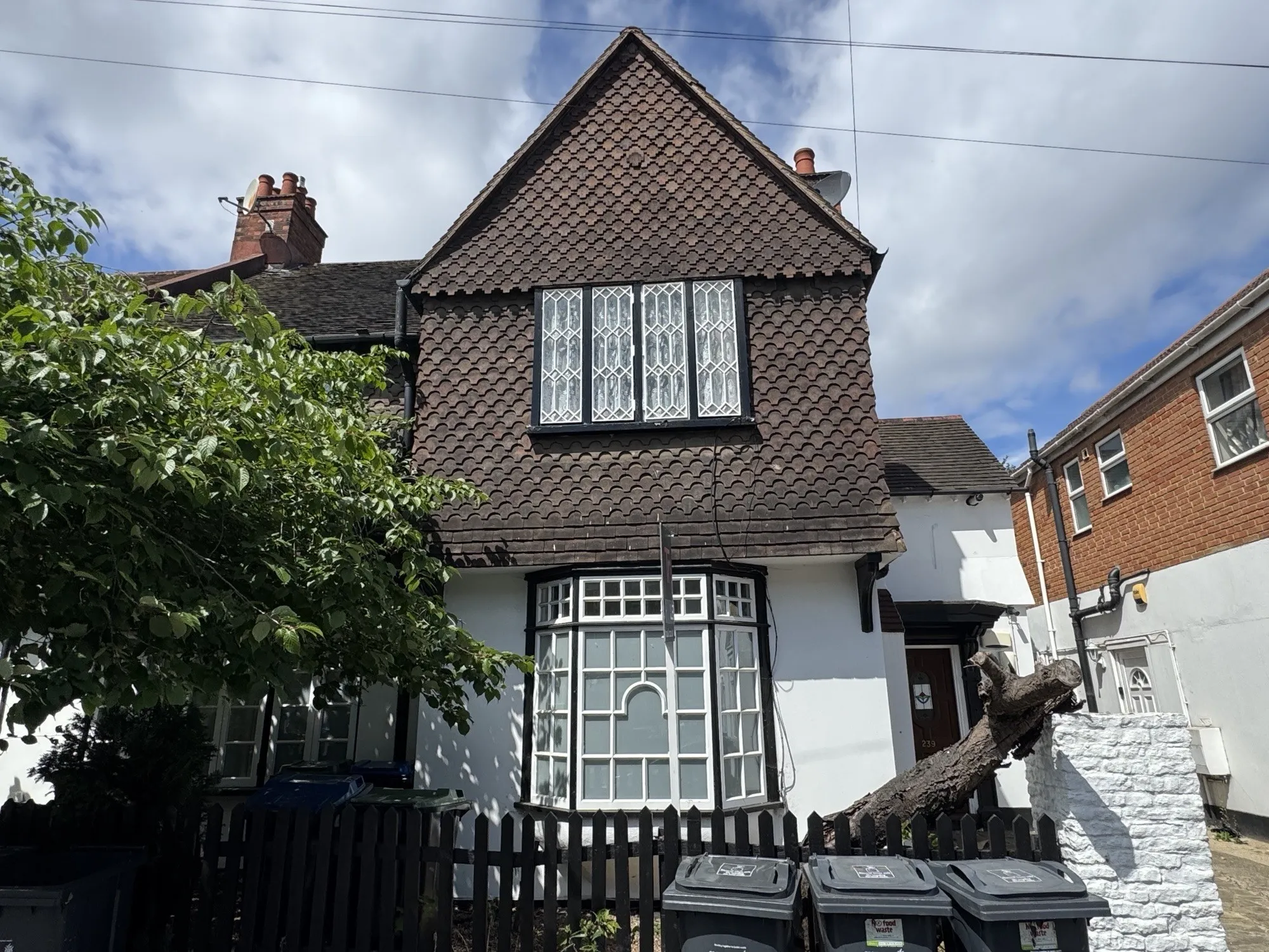 VACANT - Leasehold Self Contained Ground Floor Flat 