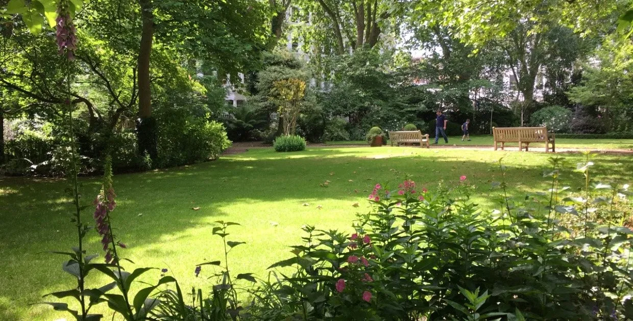 VACANT - Share of Freehold Ground Floor Flat