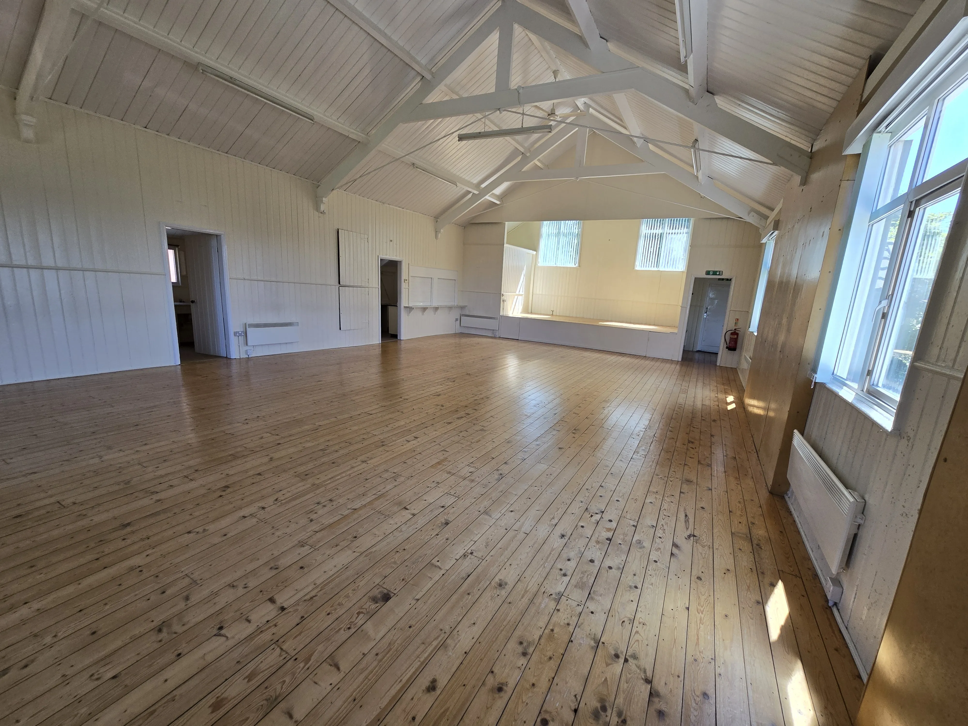 VACANT - Freehold Former Yoga Studio 