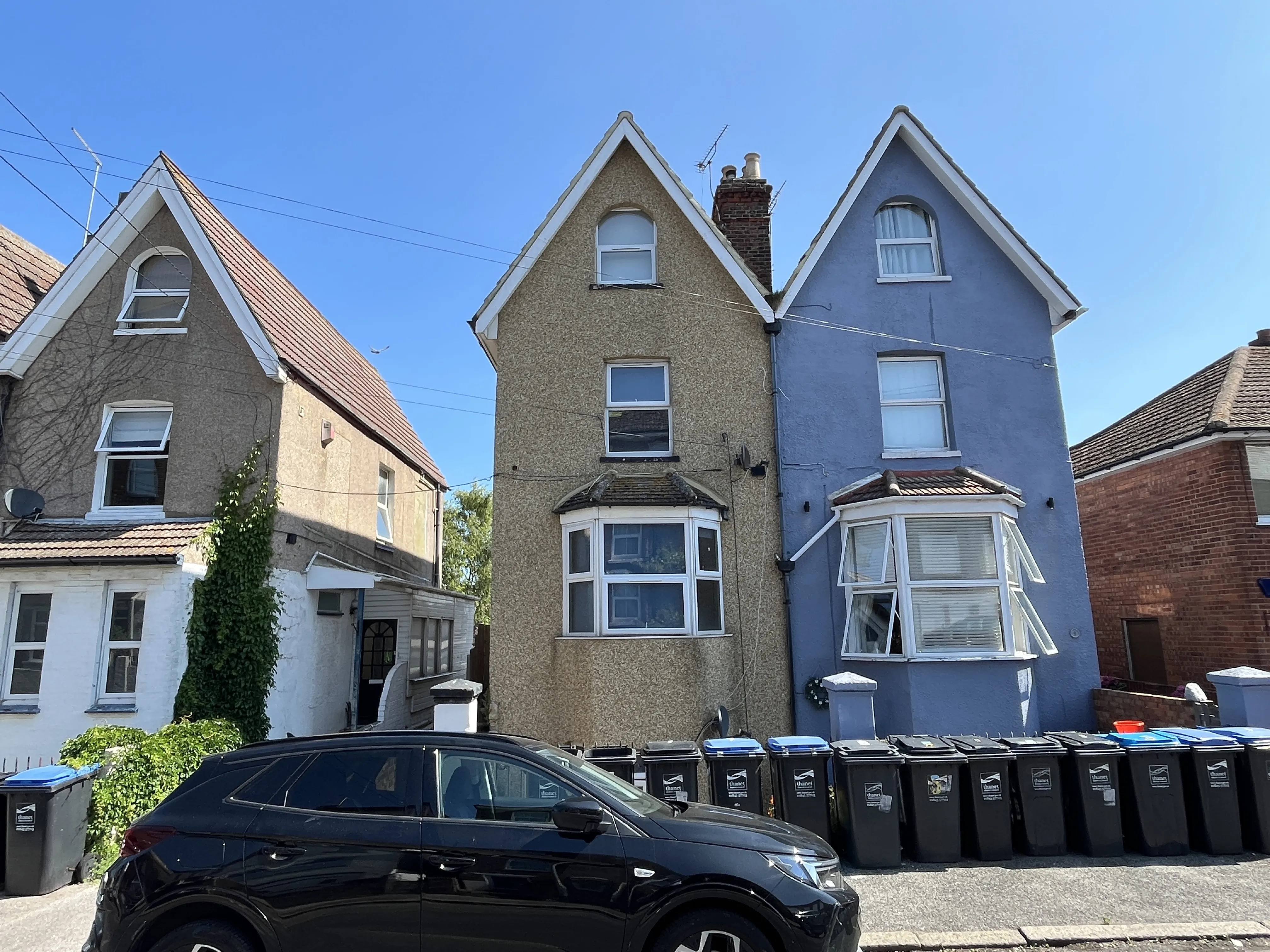 INVESTMENT - Freehold Semi Detached Building 
