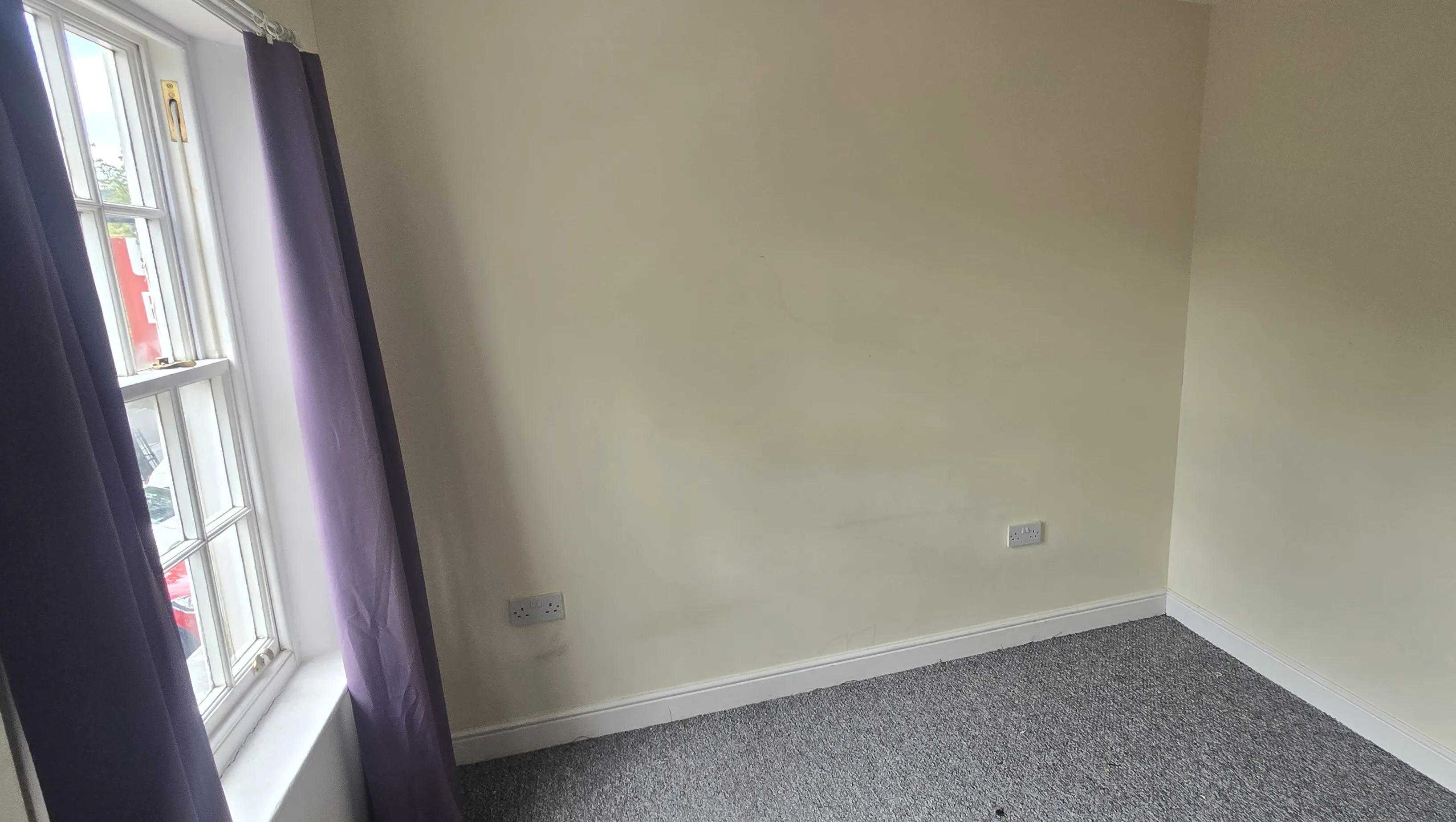 INVESTMENT - Freehold Mid Terrace Building 