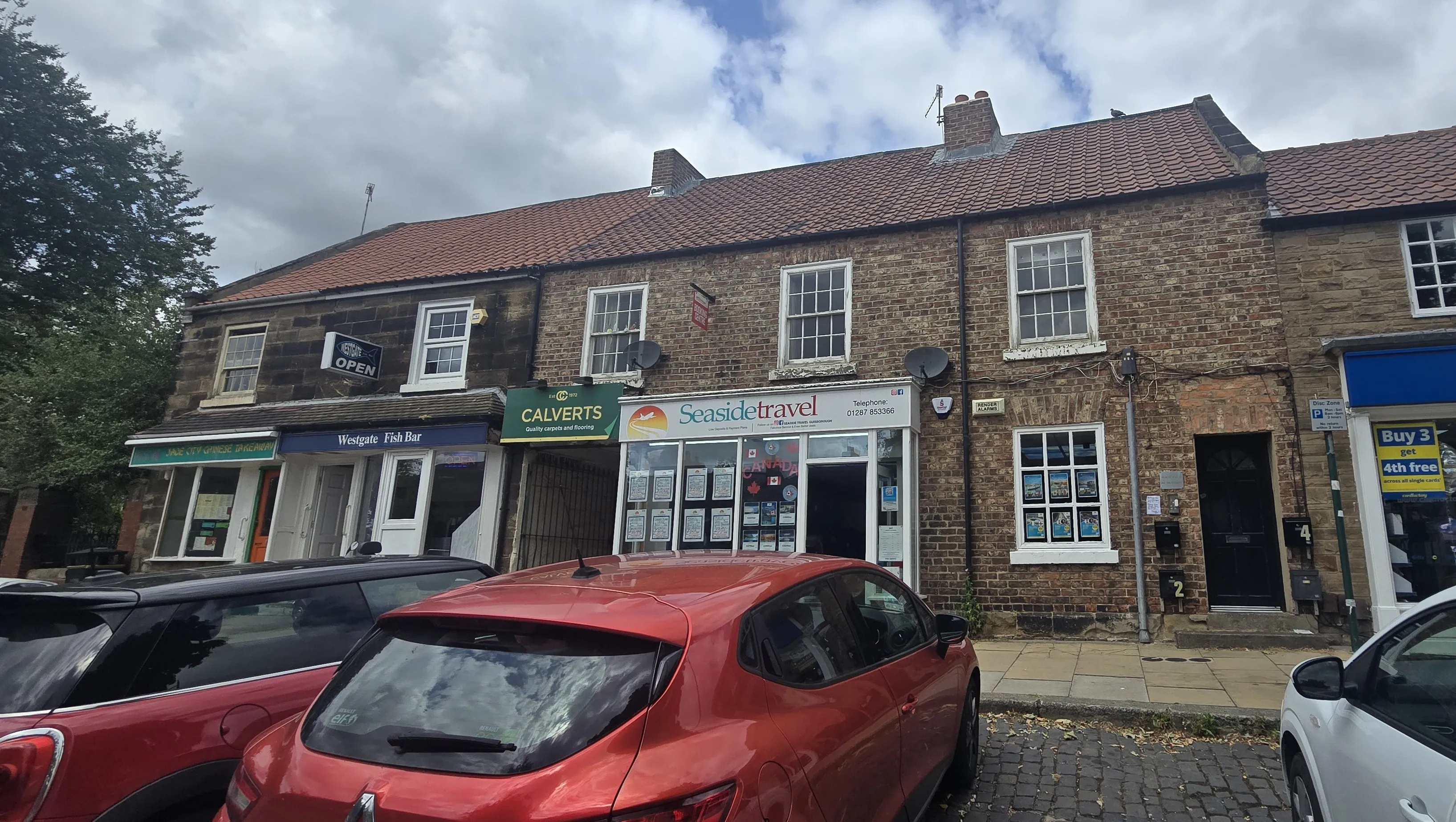 INVESTMENT - Freehold Mid Terrace Building 