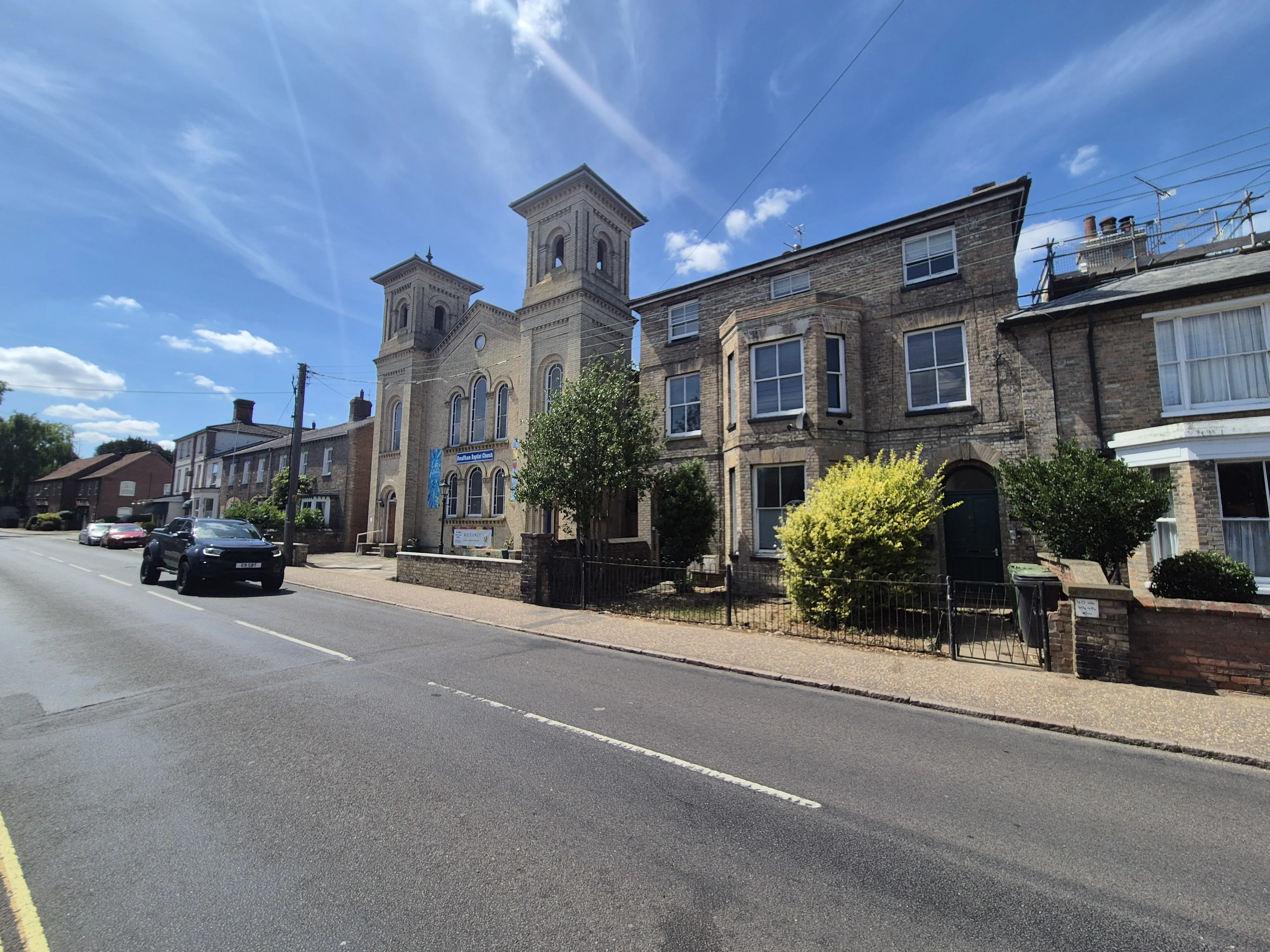 INVESTMENT/VACANT - Freehold Building 