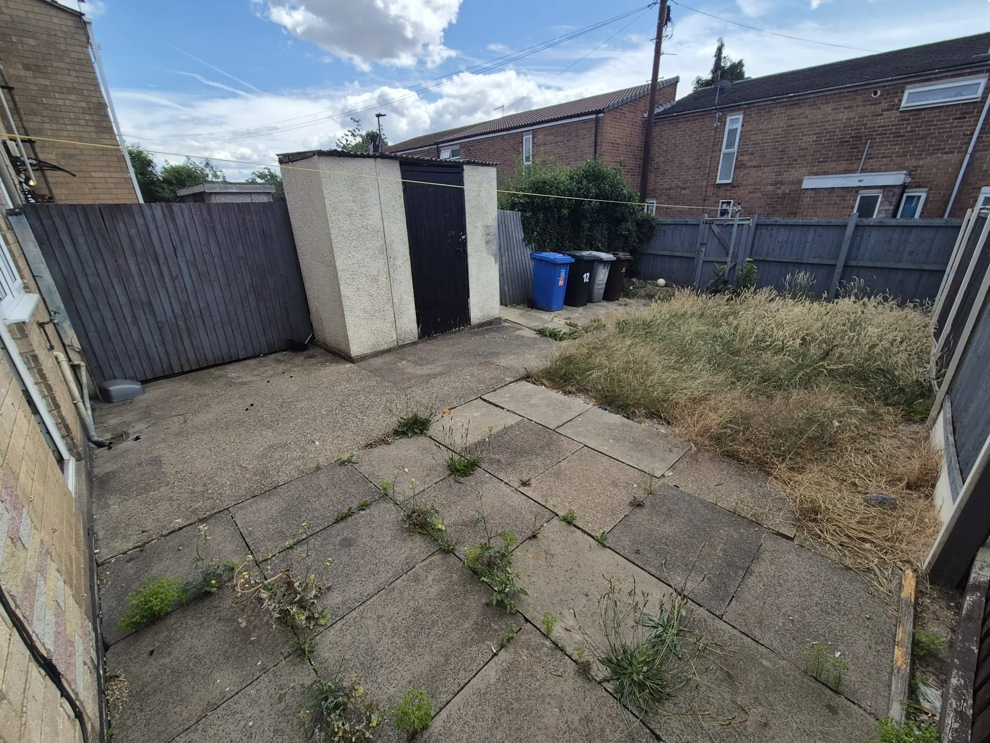 VACANT - Freehold Mid Terrace House
