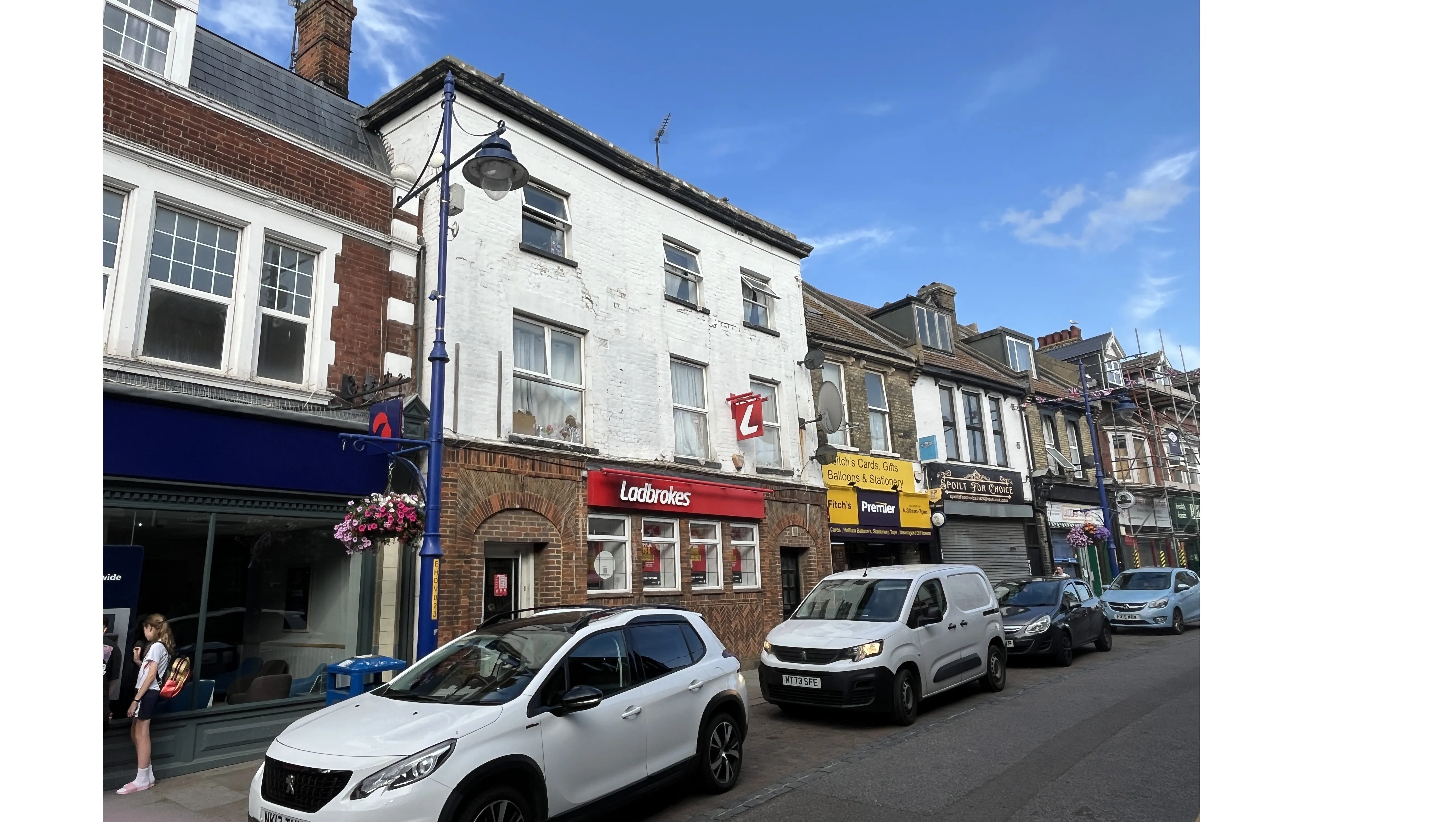 INVESTMENT - Freehold Mixed Use Building 