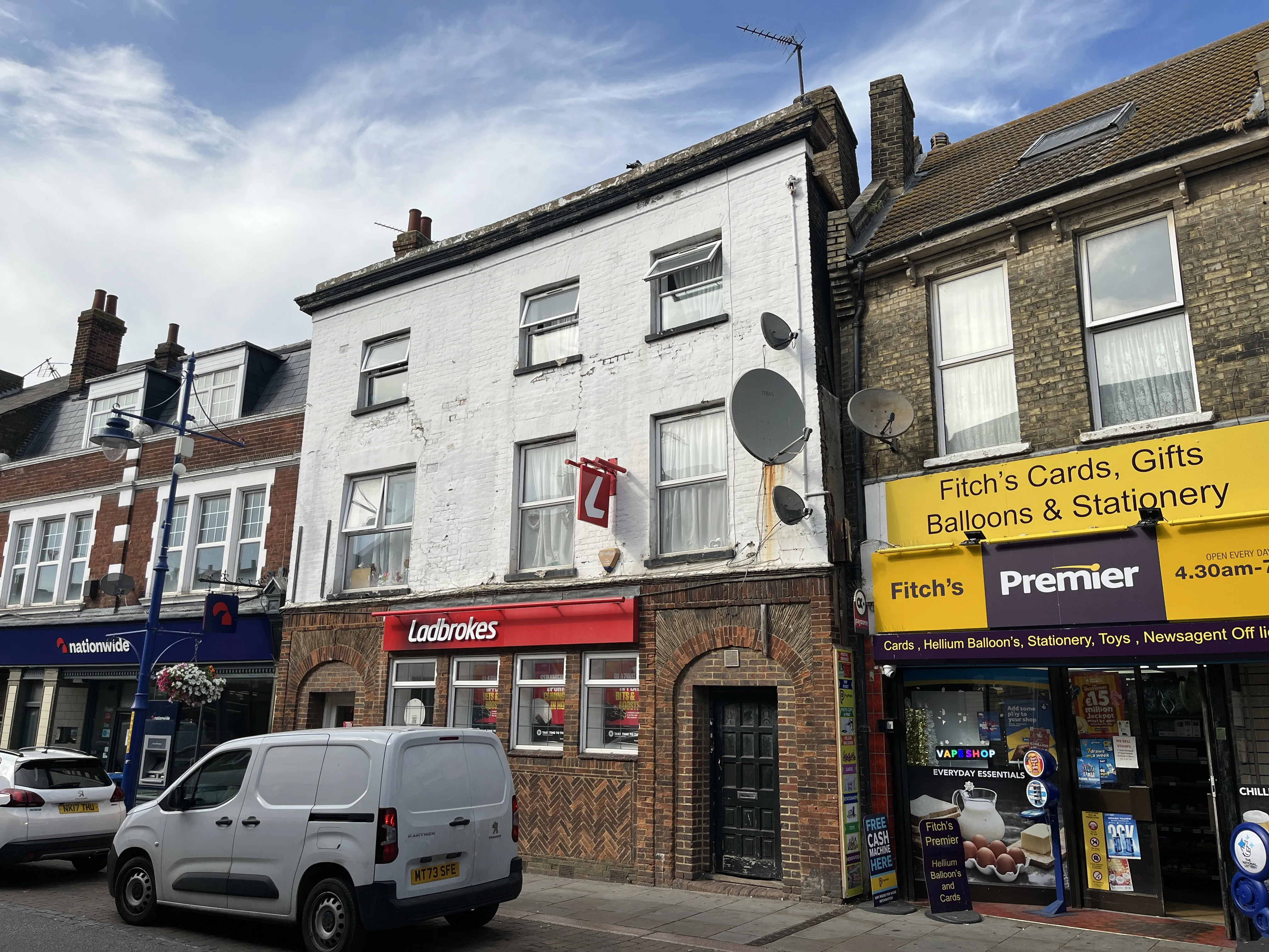 INVESTMENT - Freehold Mixed Use Building 