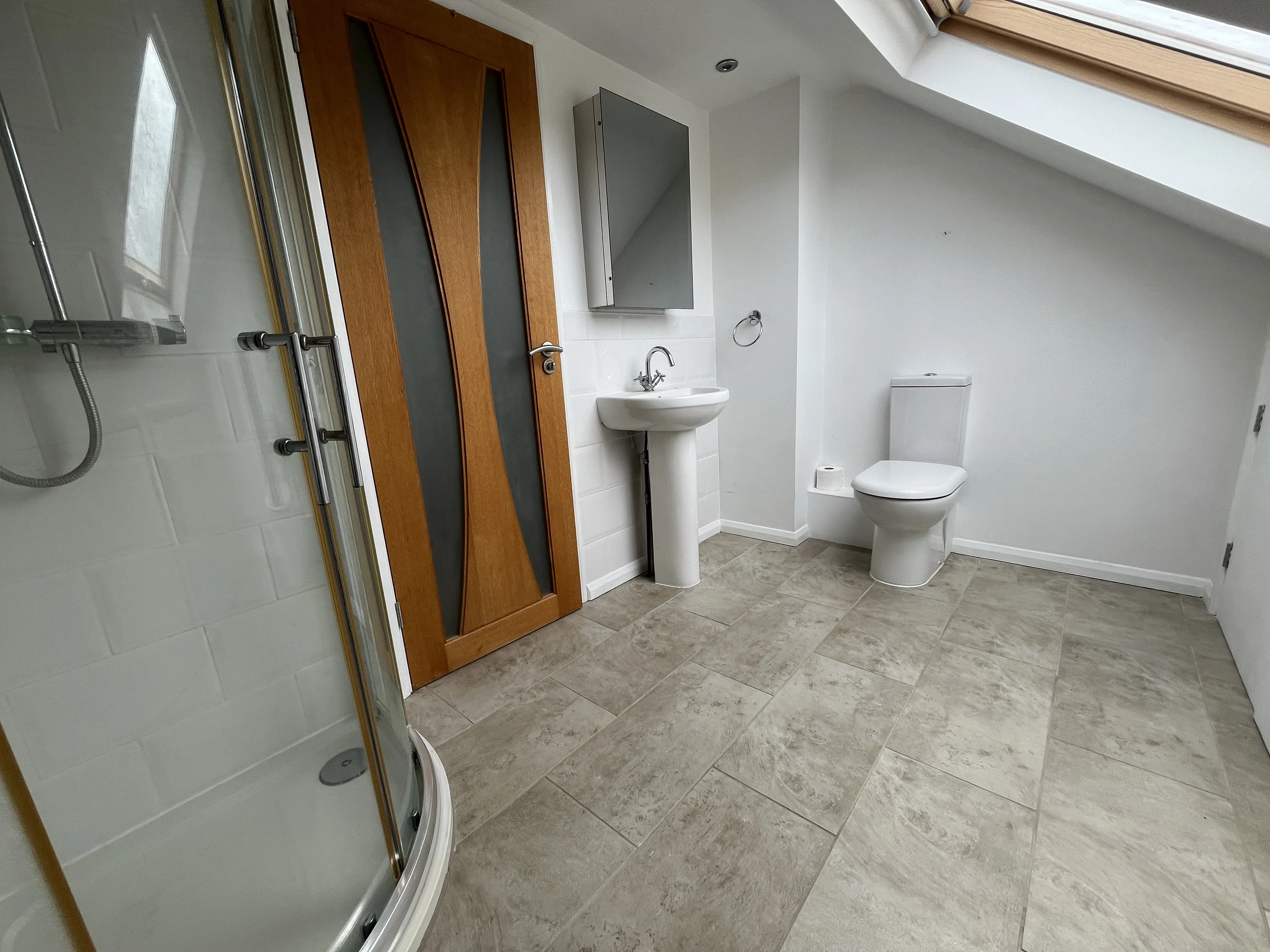 VACANT - Freehold Mid Terrace House