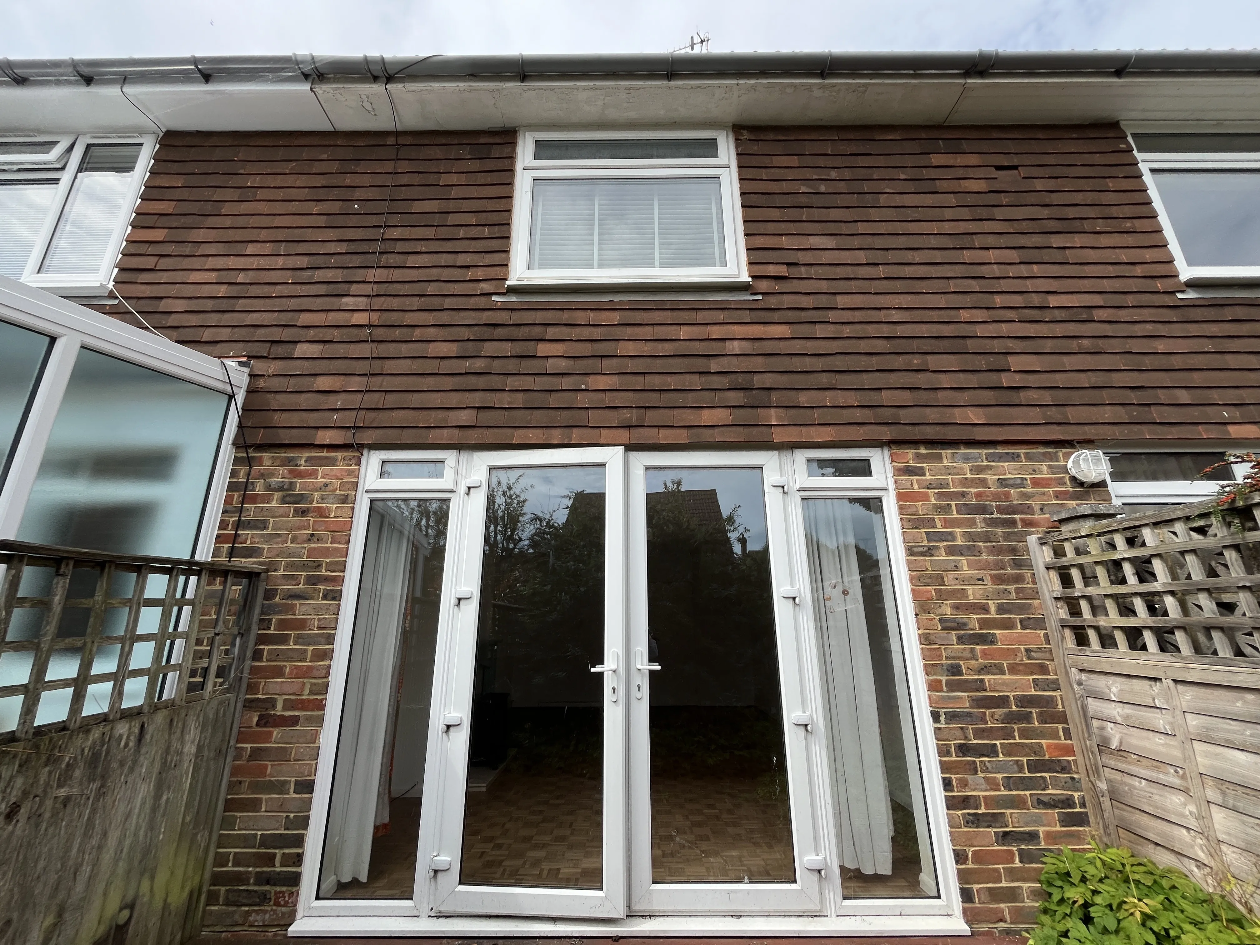 VACANT - Freehold Mid Terrace House