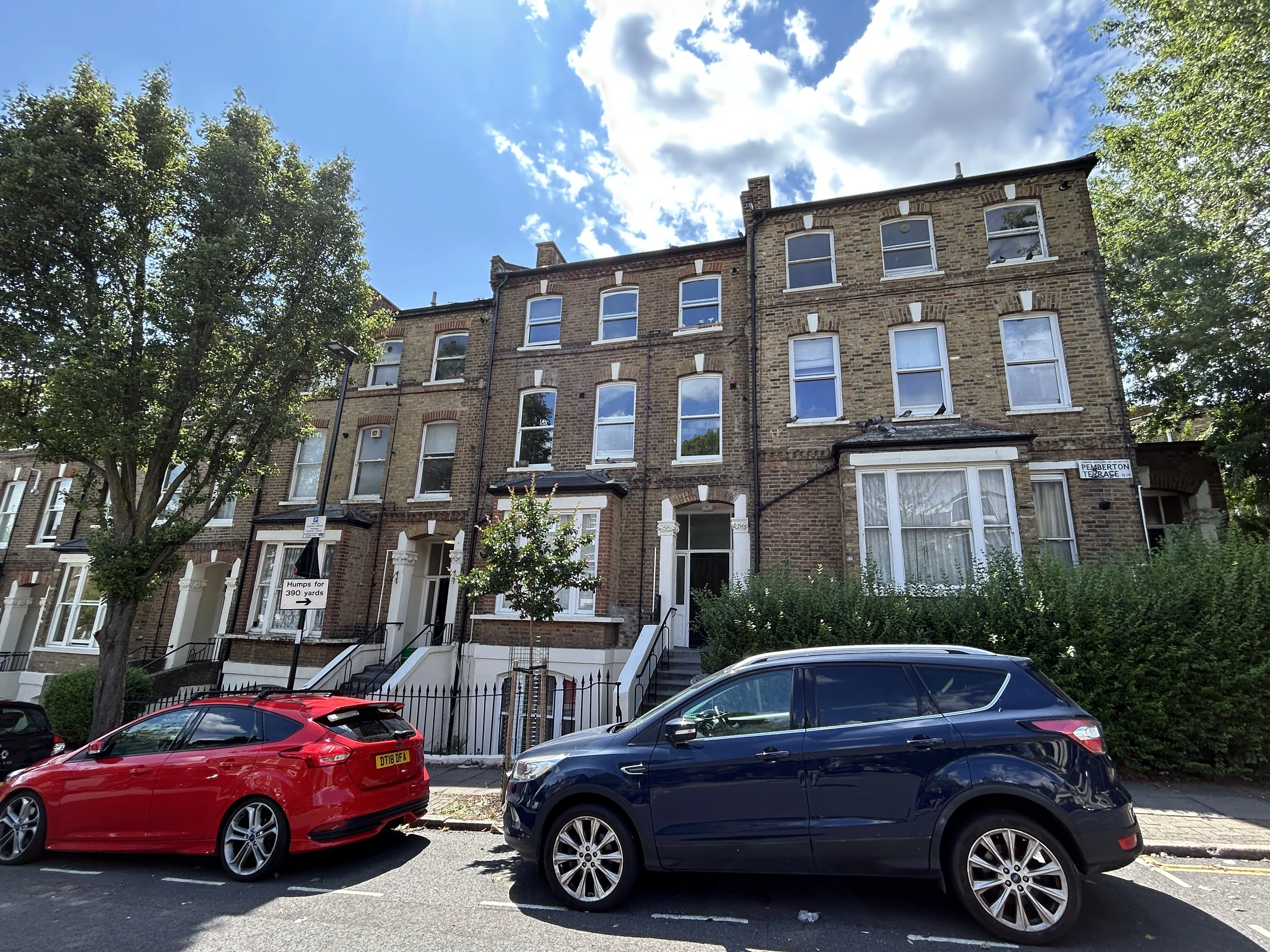 VACANT - Leasehold Self Contained First Floor Flat