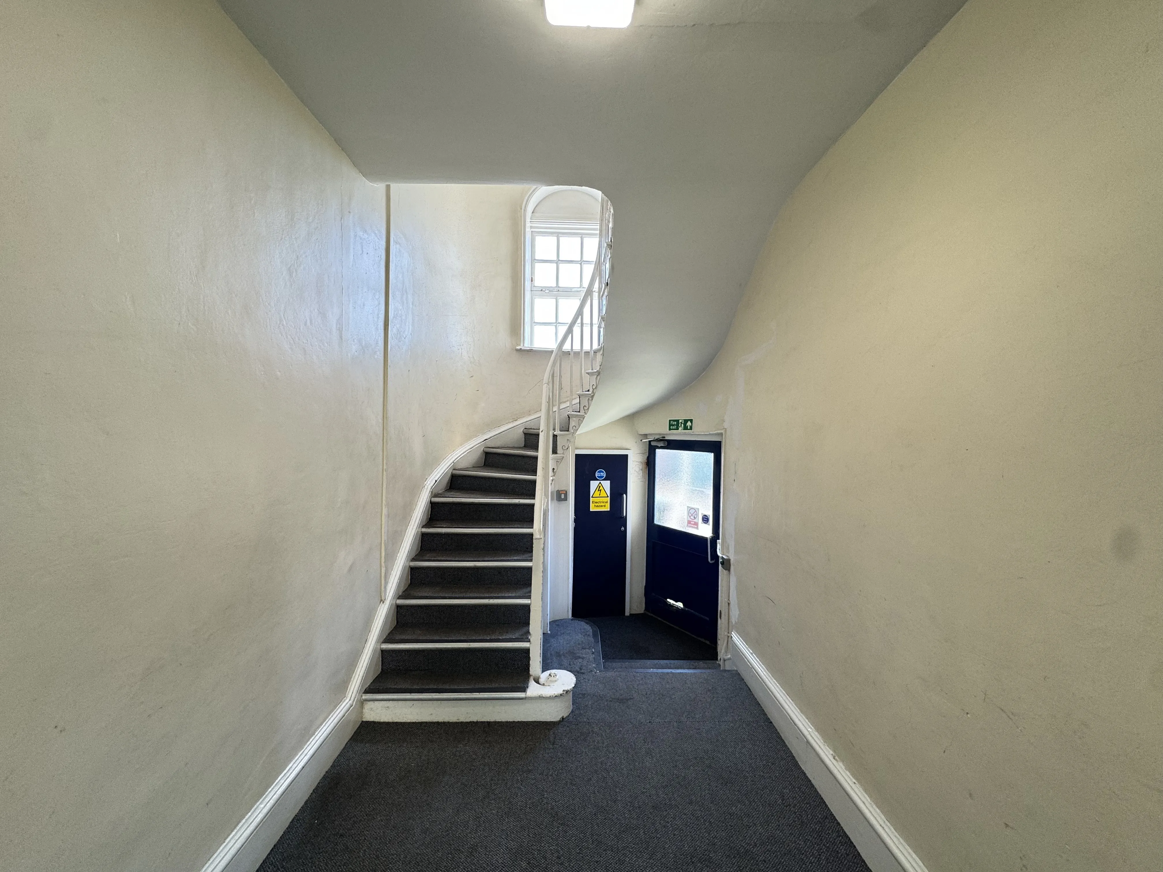 VACANT - Freehold Grade II Listed Building