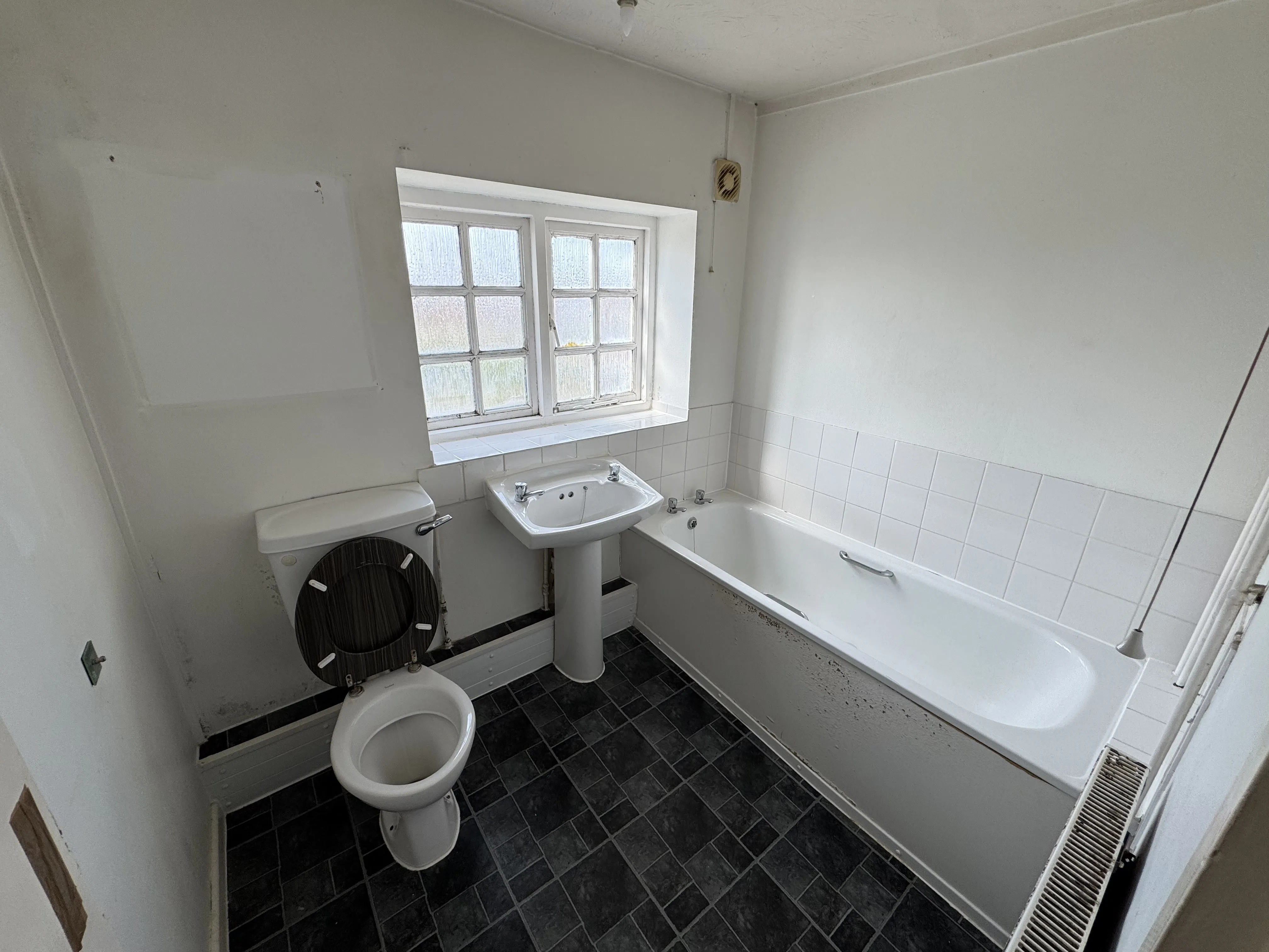 VACANT - Freehold Grade II Listed Building