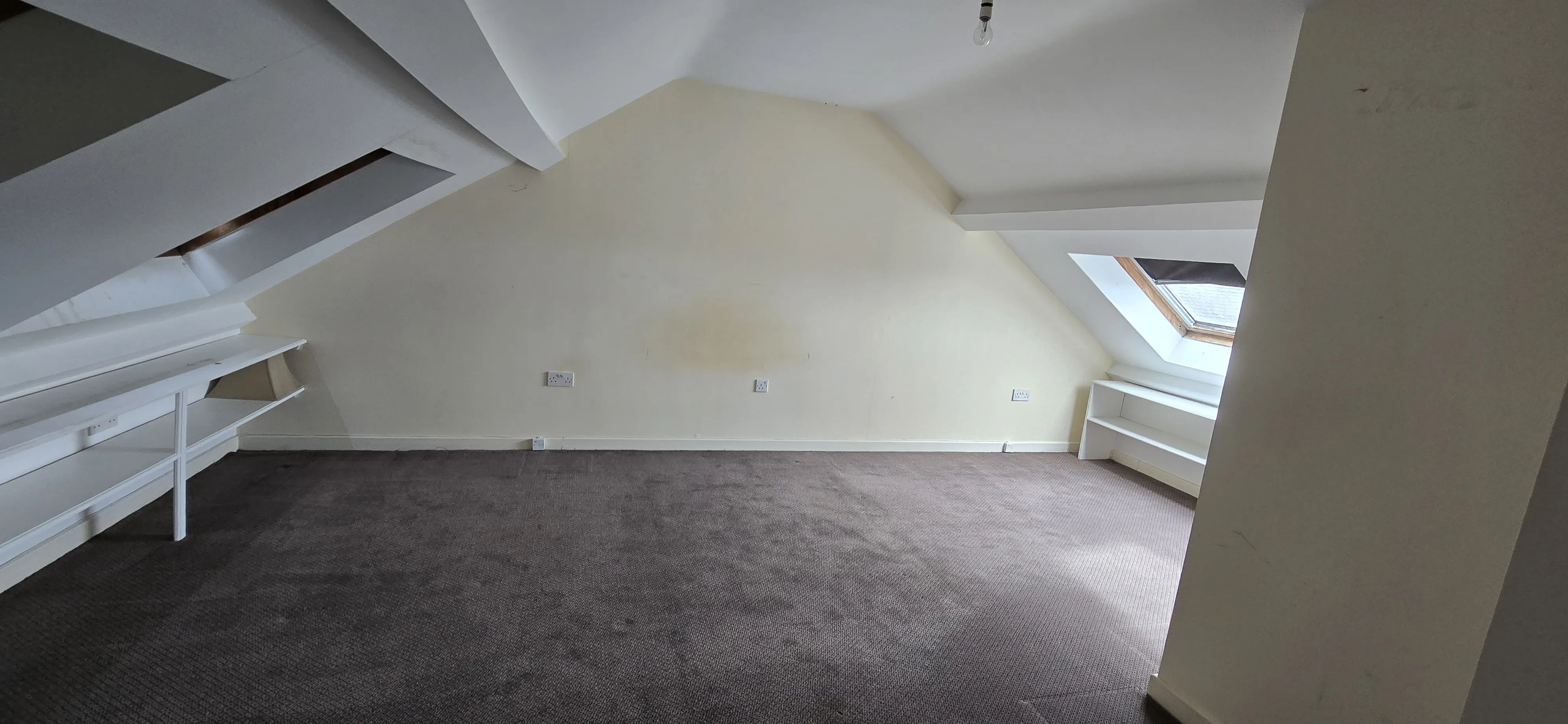 VACANT - Freehold Self Contained First and Attic Floor Flat