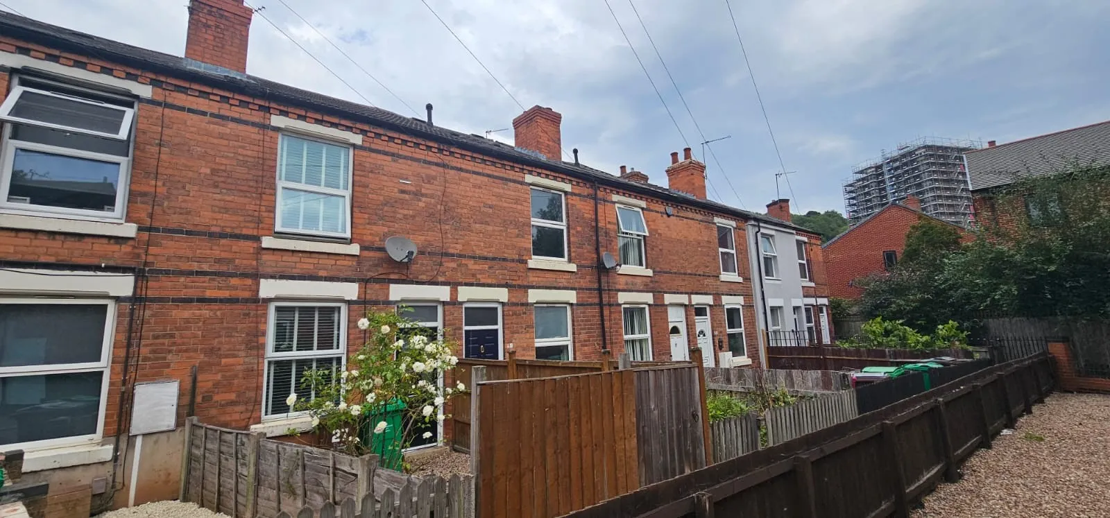 VACANT - Freehold Mid Terrace House