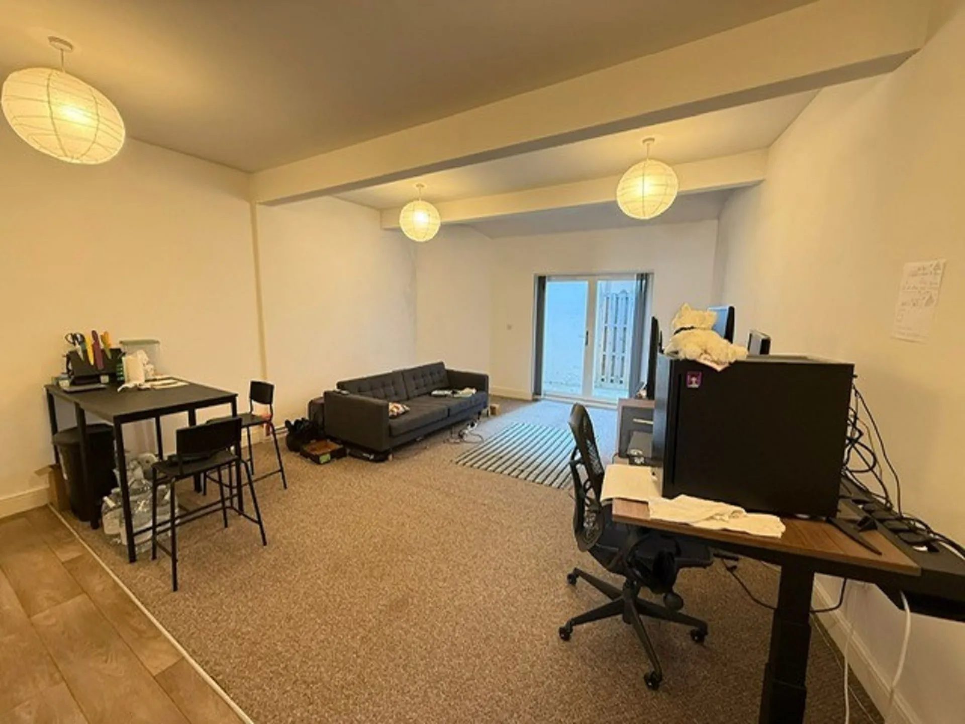 INVESTMENT - Leasehold Self Contained Second Floor Flat 