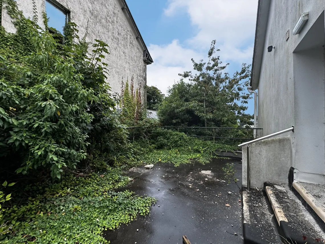 VACANT - Freehold Detached Former Sheltered Housing for the Elderly 