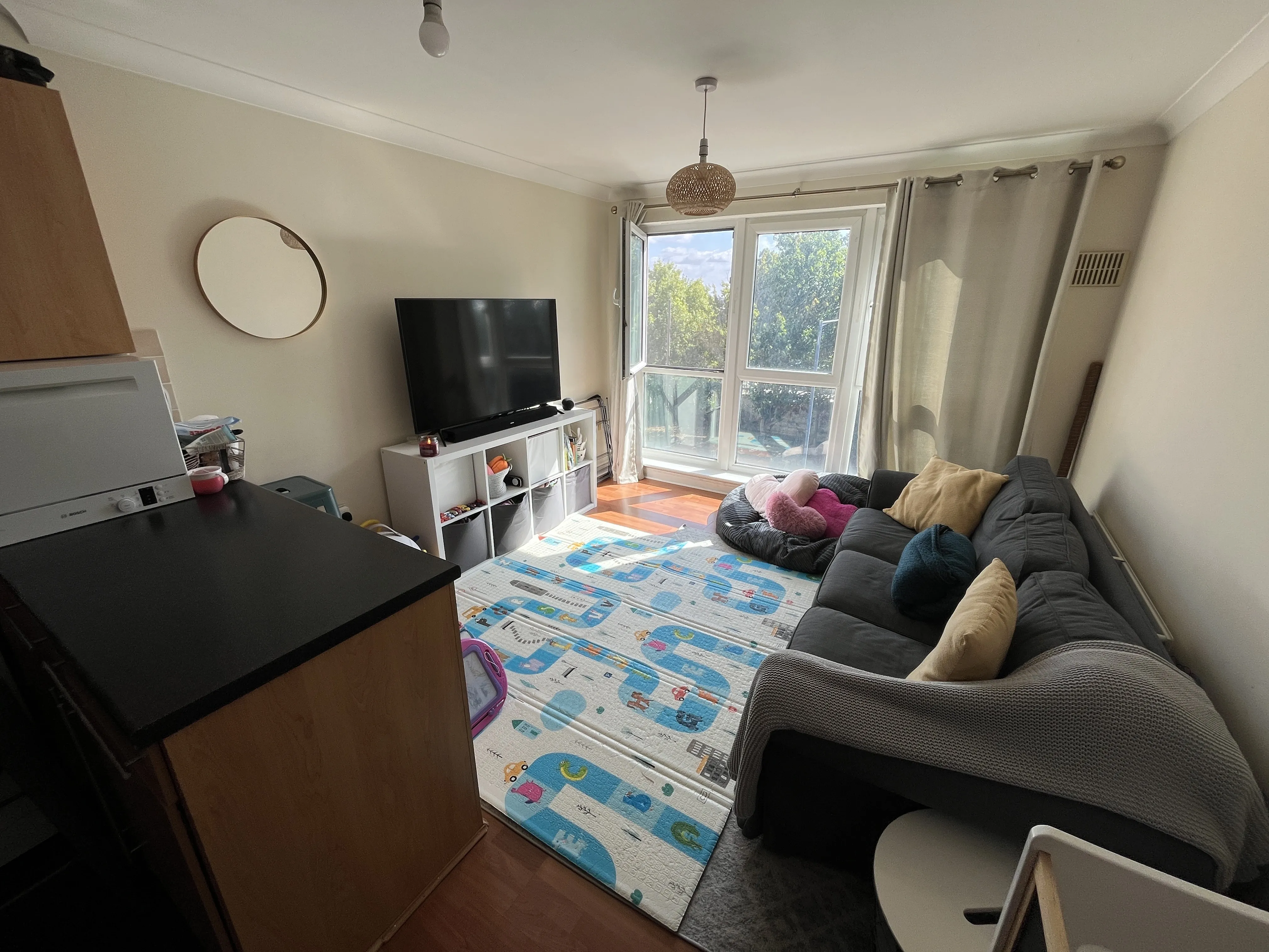 INVESTMENT - Leasehold Self Contained Second Floor Flat