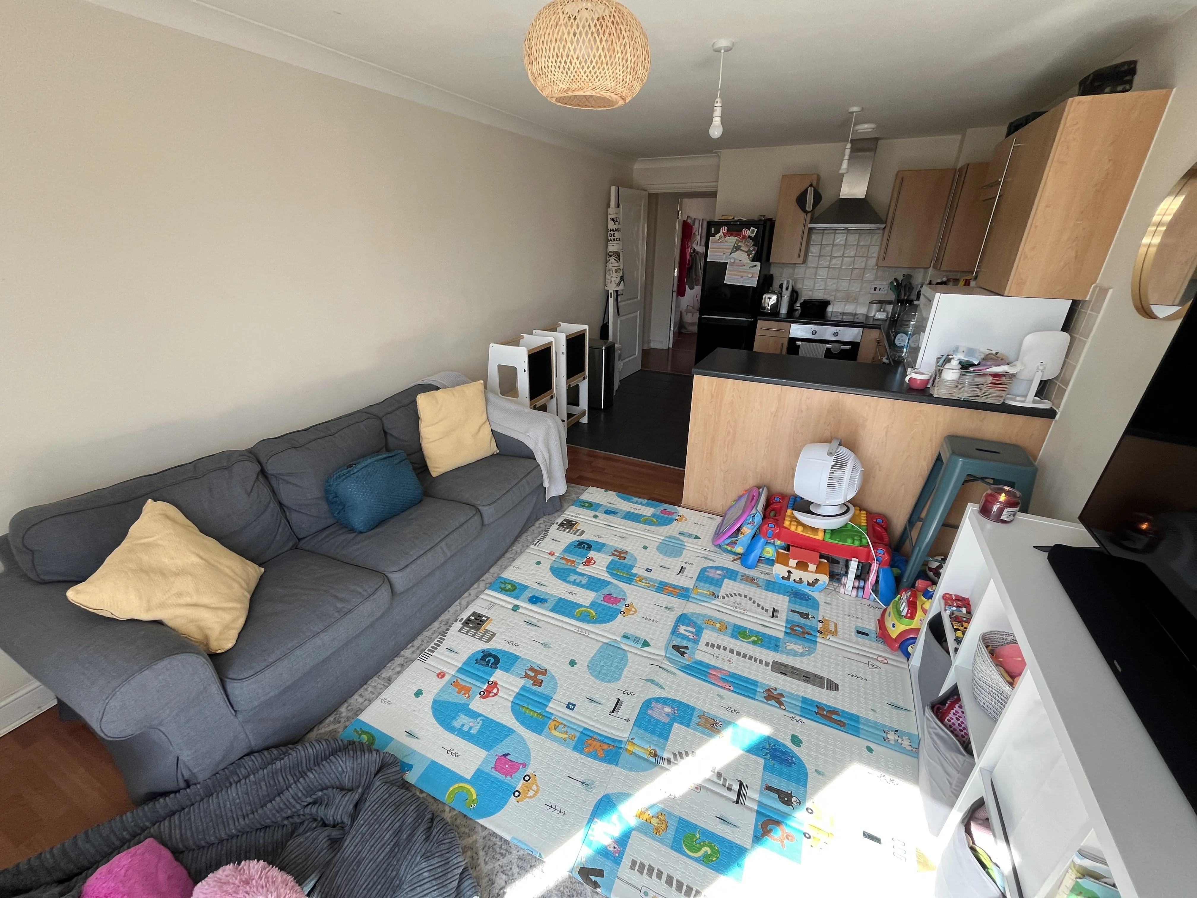 INVESTMENT - Leasehold Self Contained Second Floor Flat