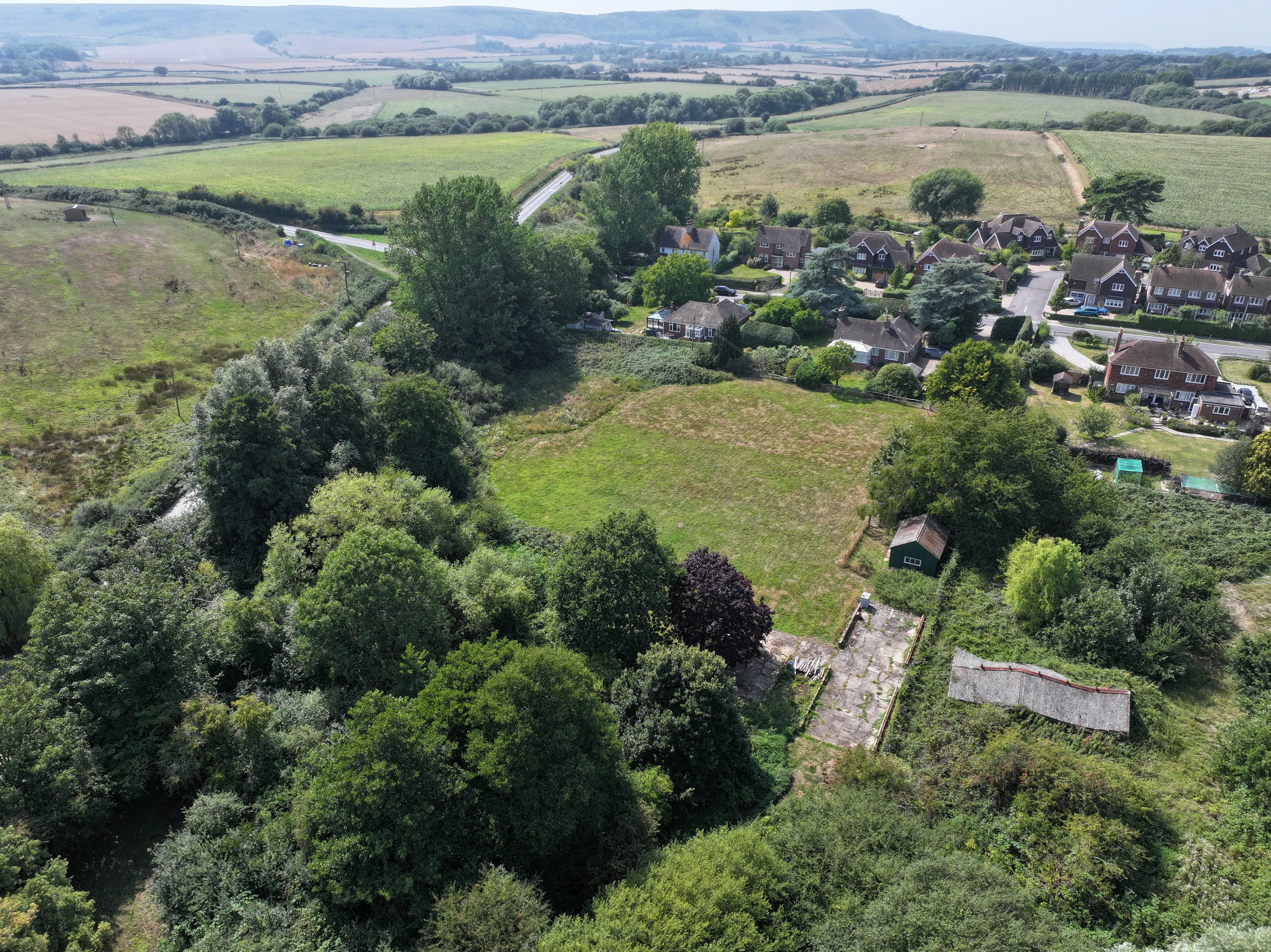 VACANT - Freehold Detached House set within a 3 Acre Plot 