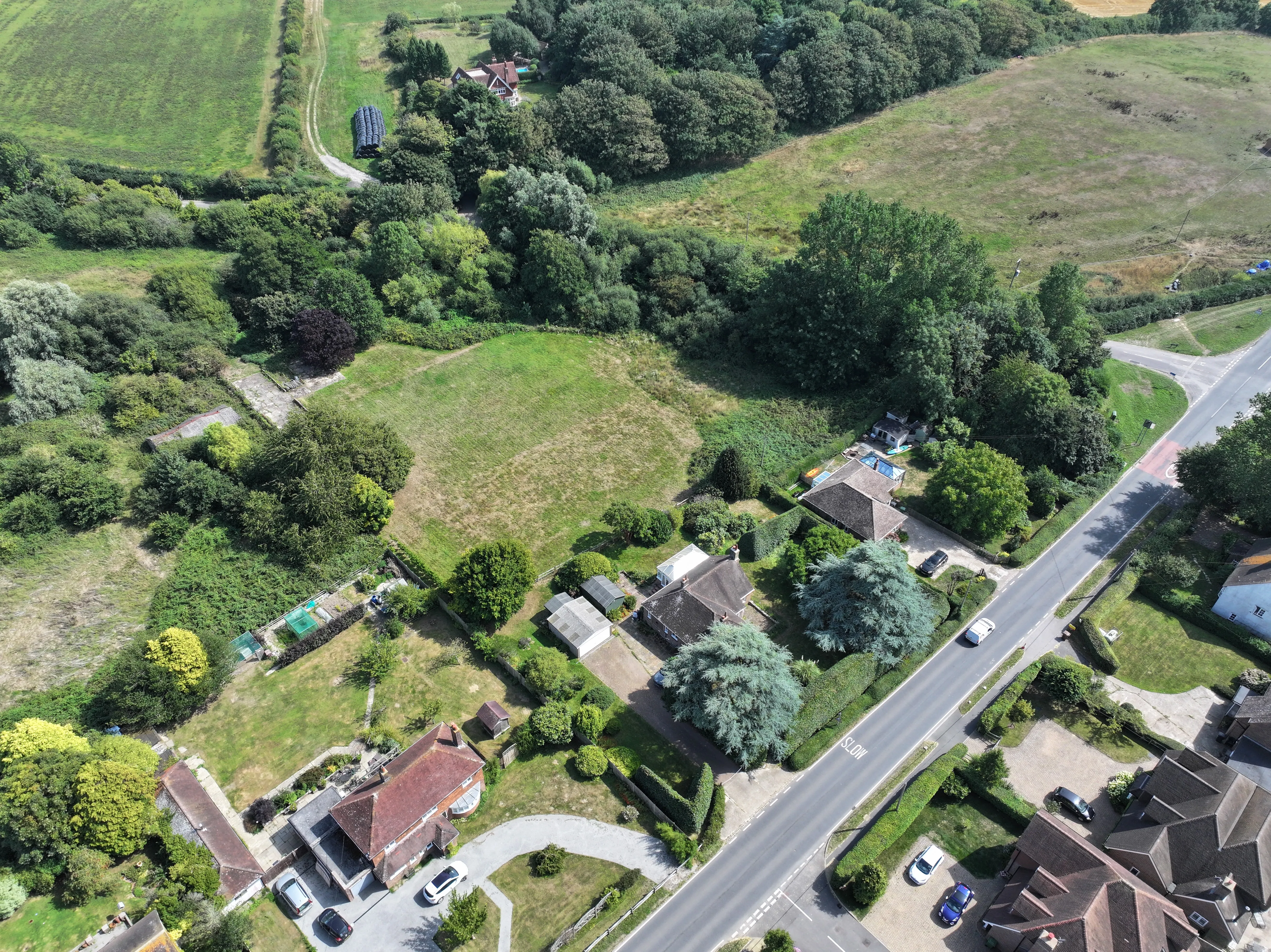 VACANT - Freehold Detached House set within a 3 Acre Plot 